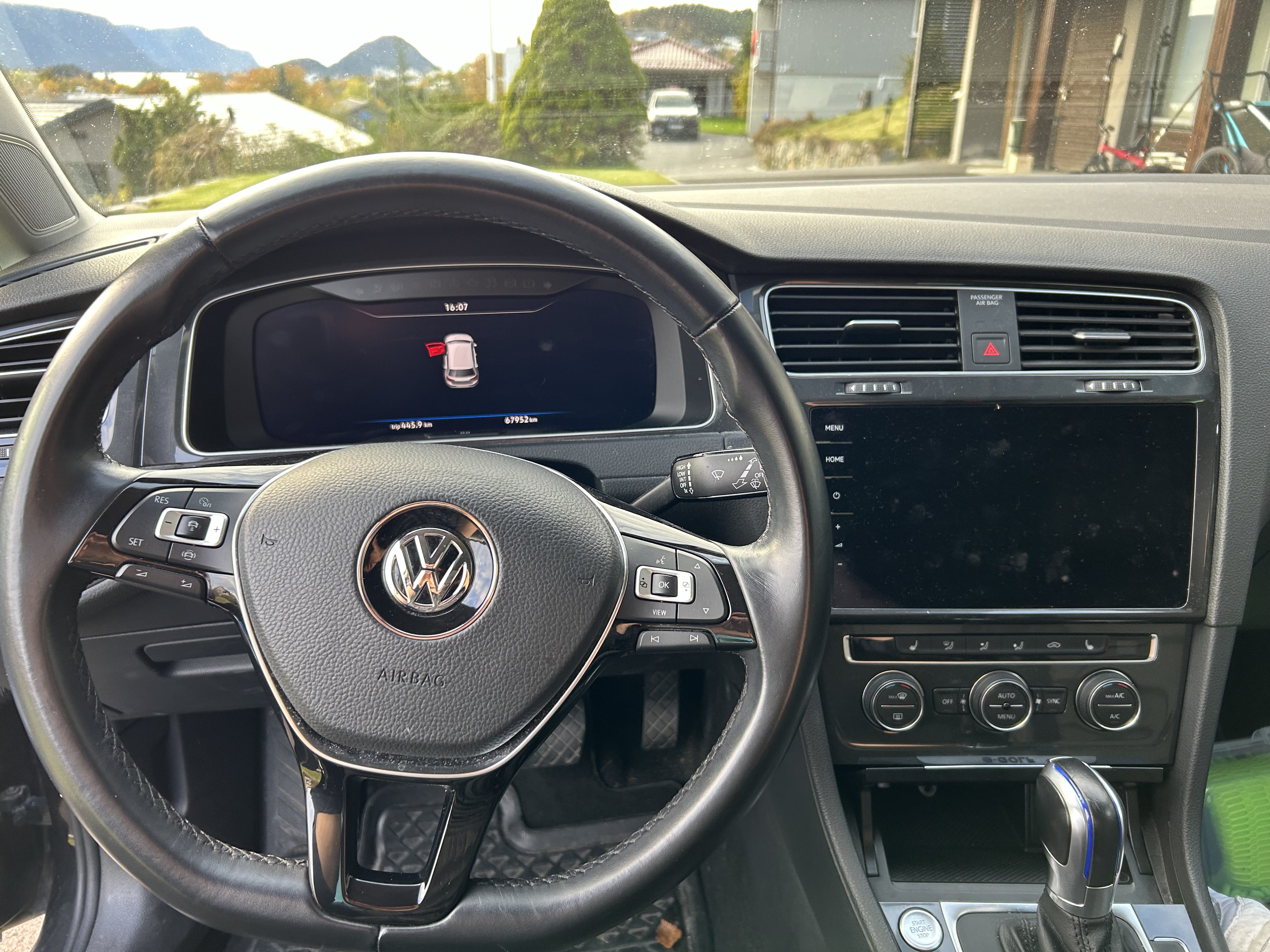 Volkswagen e-Golf med GPS