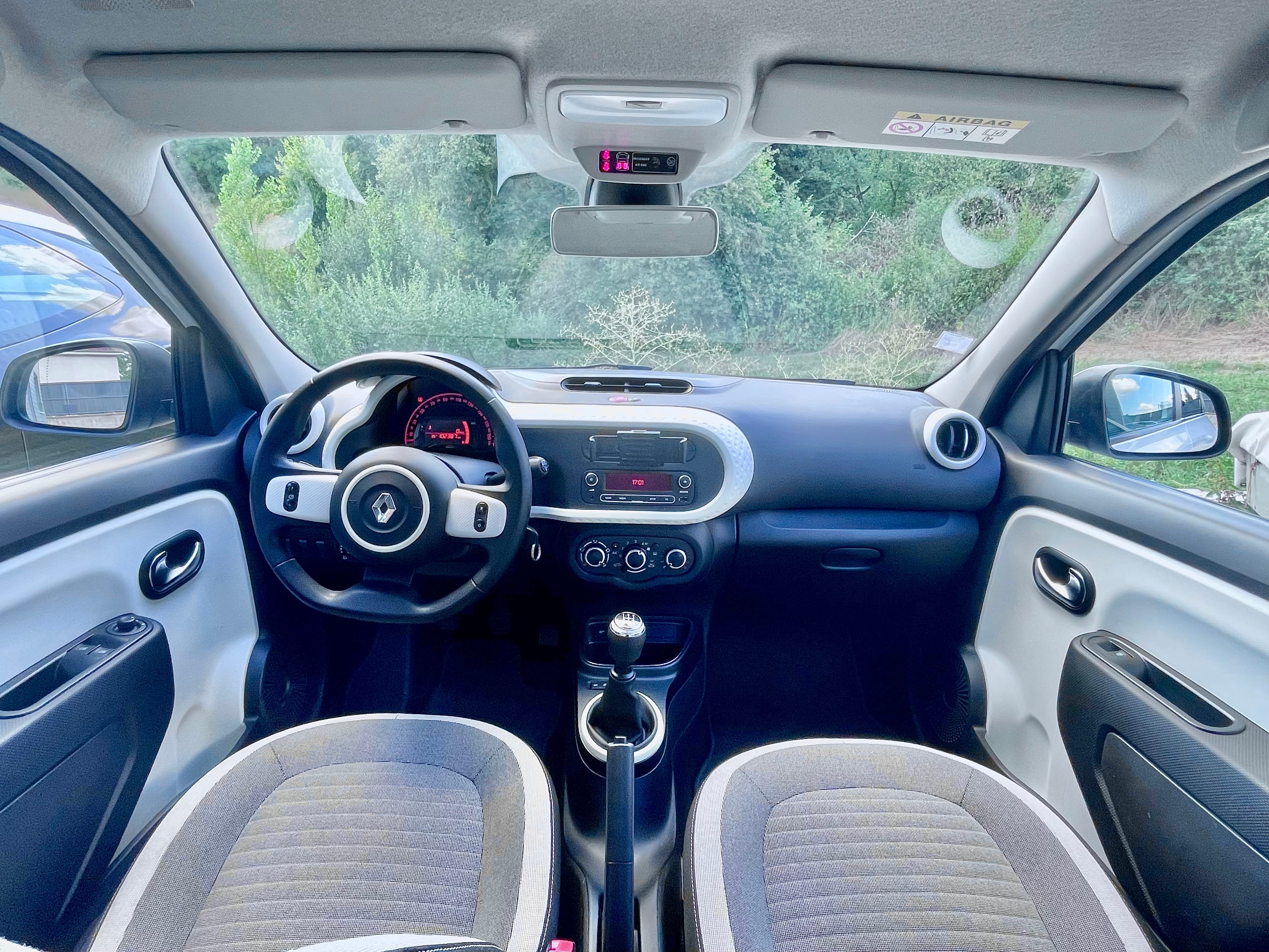 Renault Twingo 1.0 SCe 75 avec Audio Bluetooth