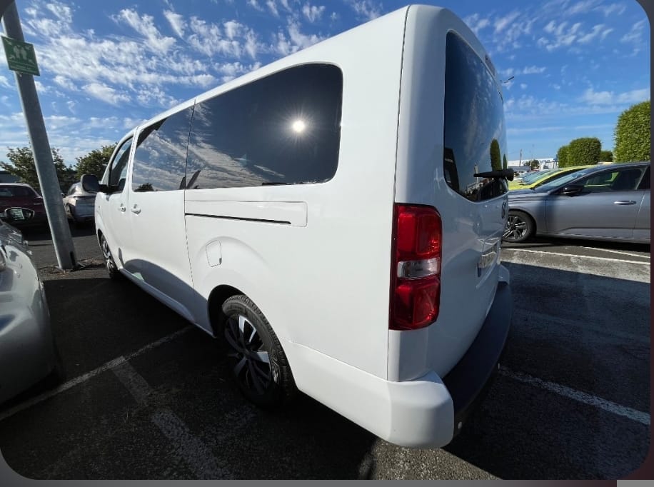 Toyota Proace Combi avec Port USB