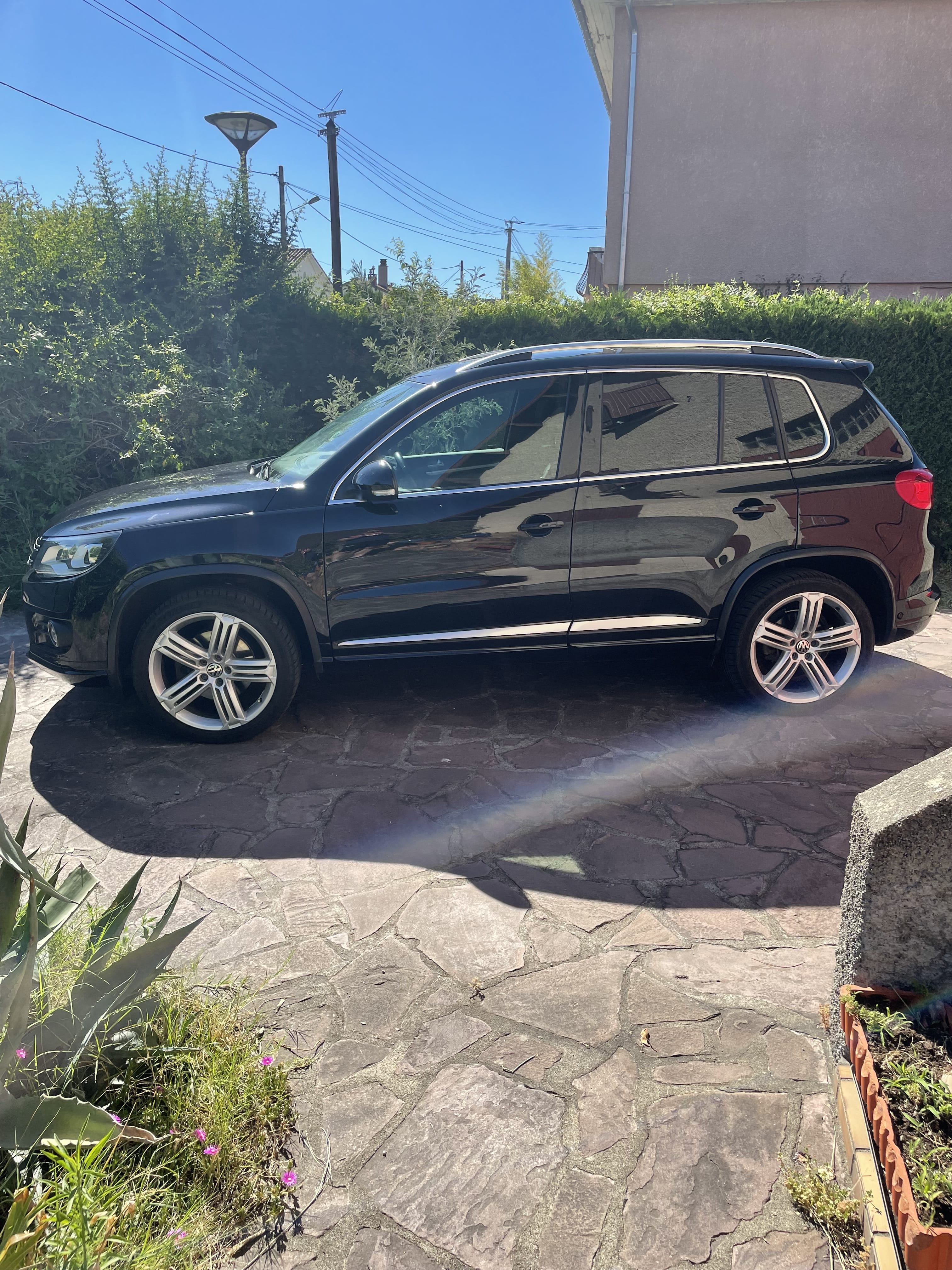 Volkswagen Tiguan 2.0TDI DSG7 R-Line avec Climatisation
