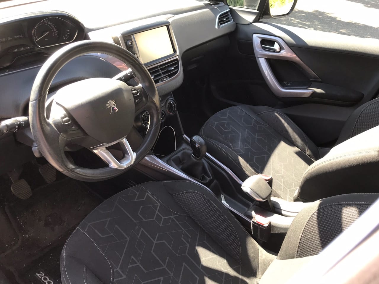 Peugeot 2008 avec Siège bébé