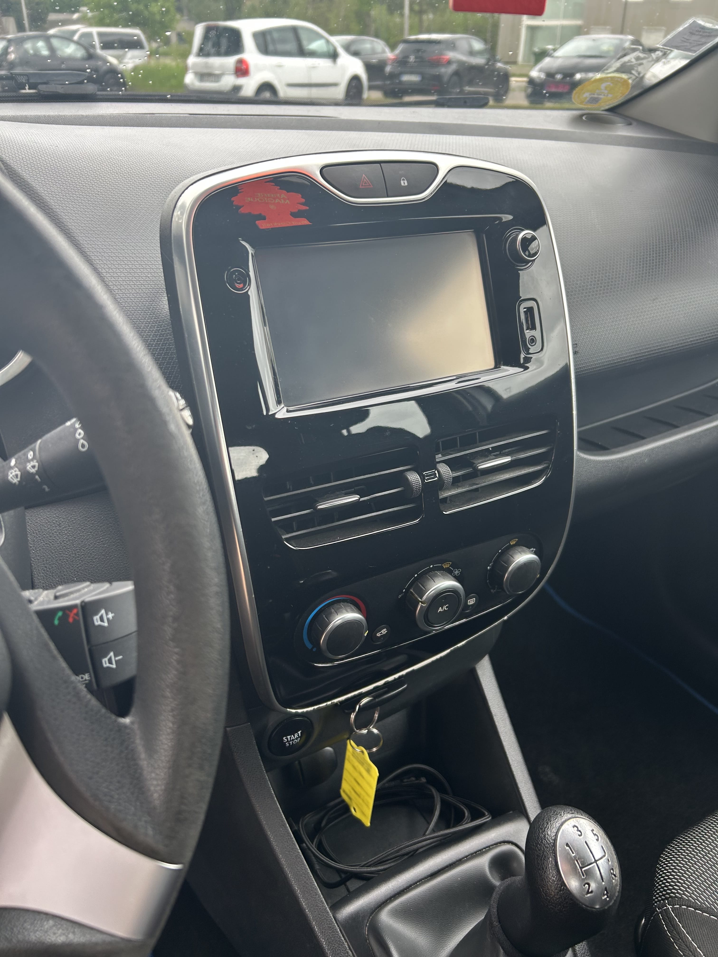 Renault Clio avec GPS