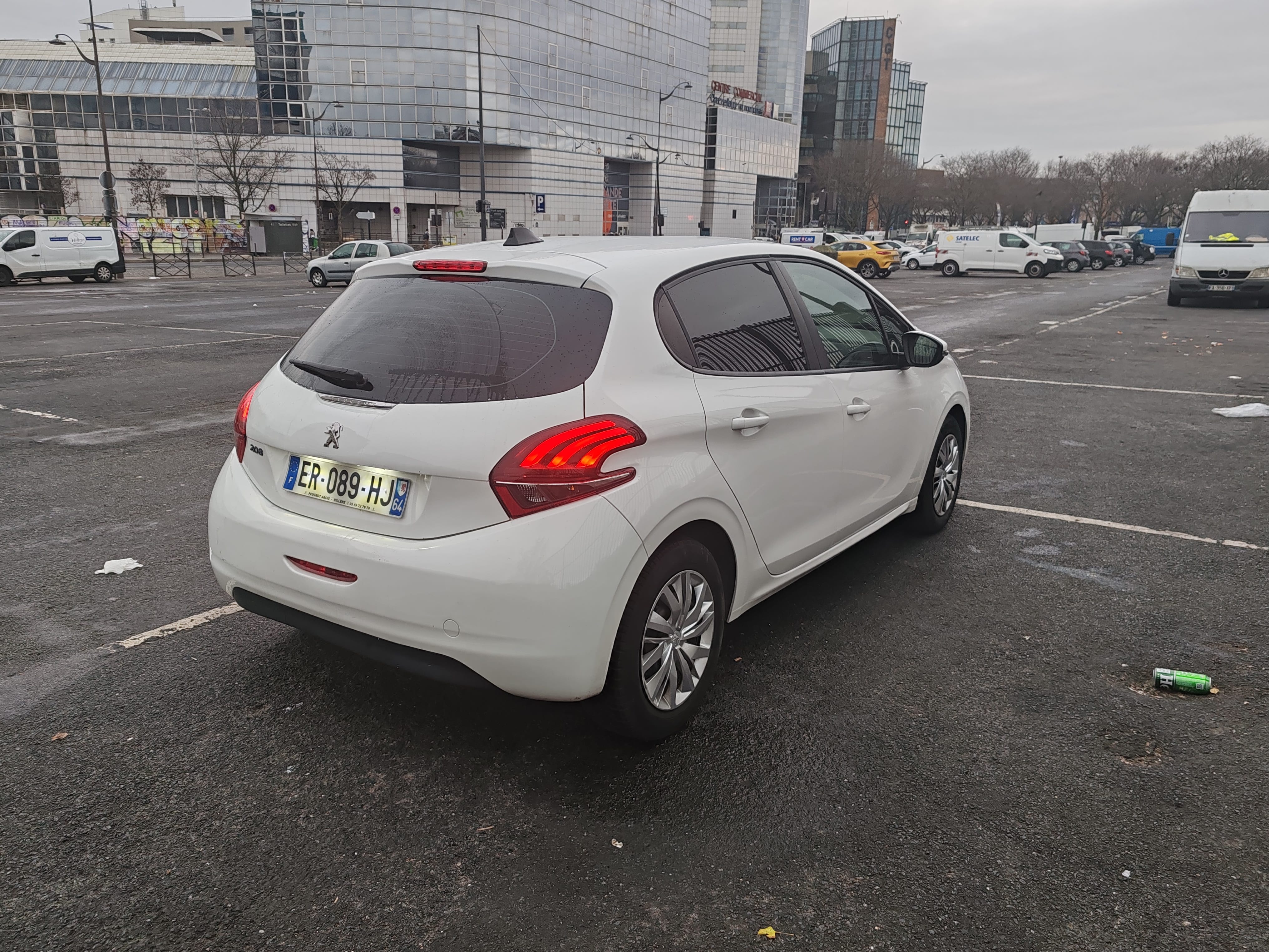 Peugeot 208 avec Régulateur de vitesse