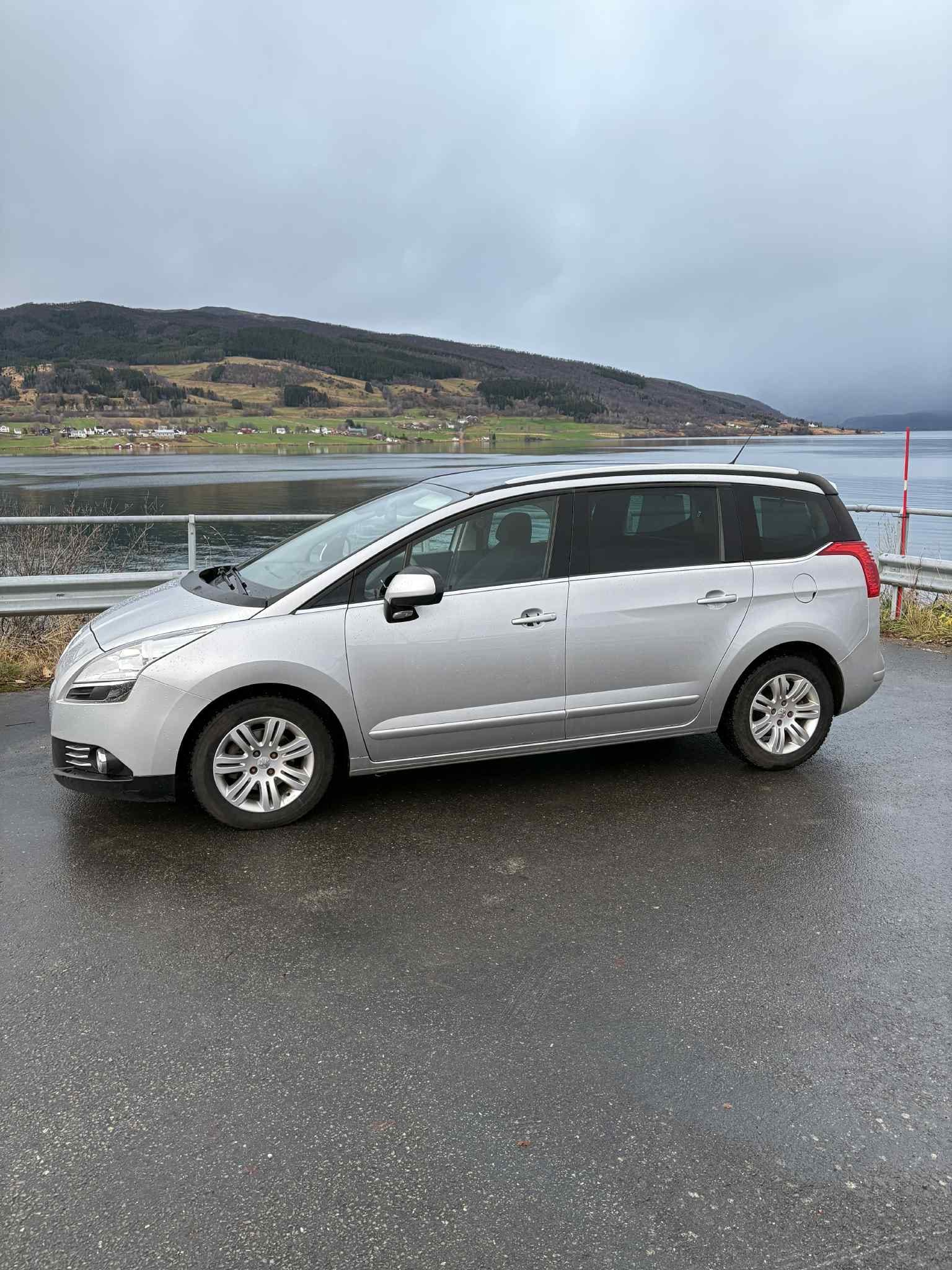 Peugeot 5008 med Aircondition
