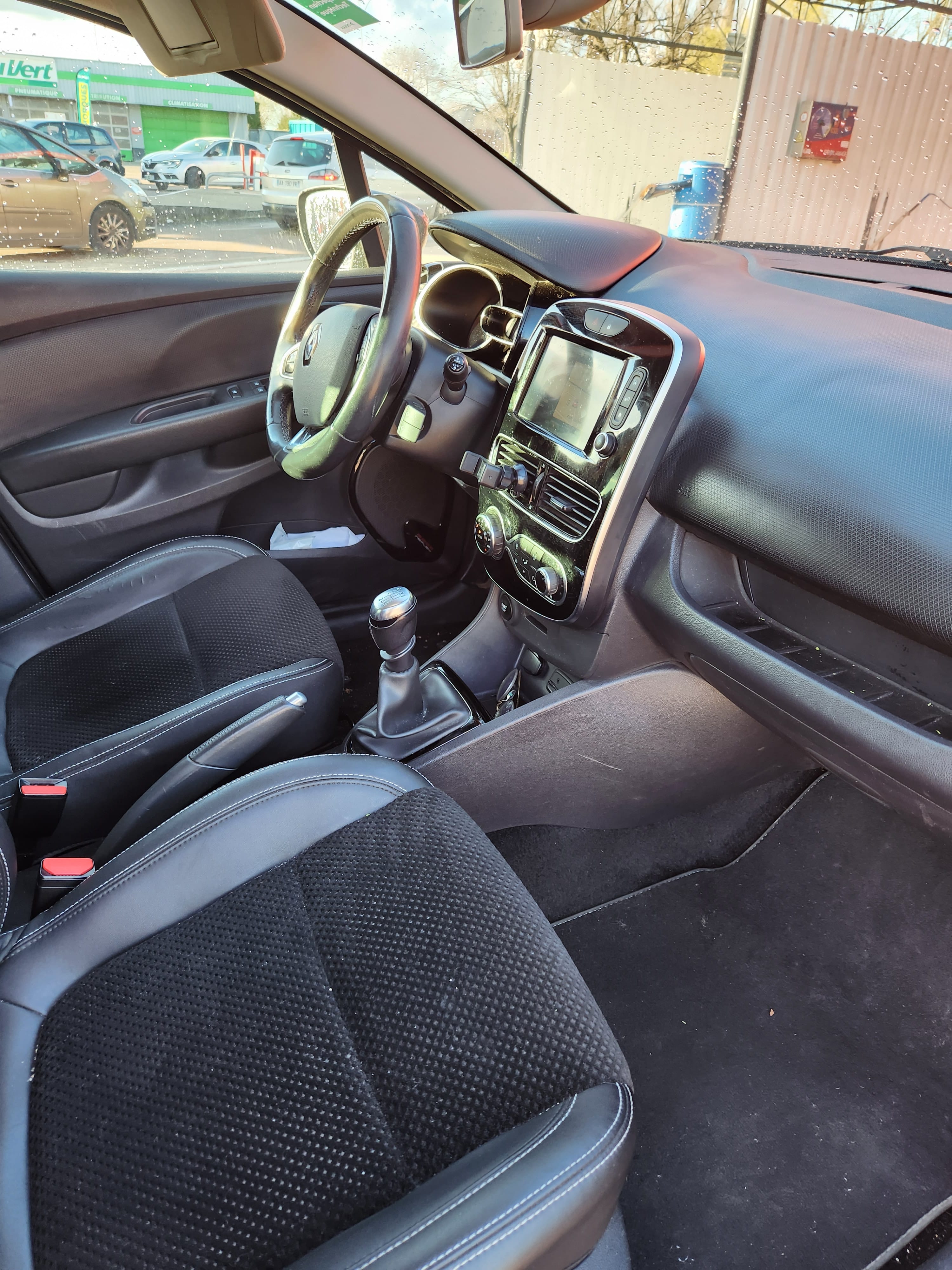Renault Clio avec Audio Bluetooth