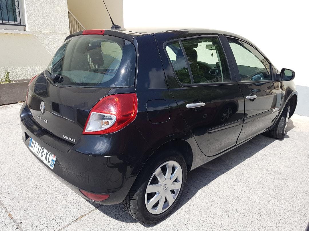 Renault Clio, 2011, Essence 98