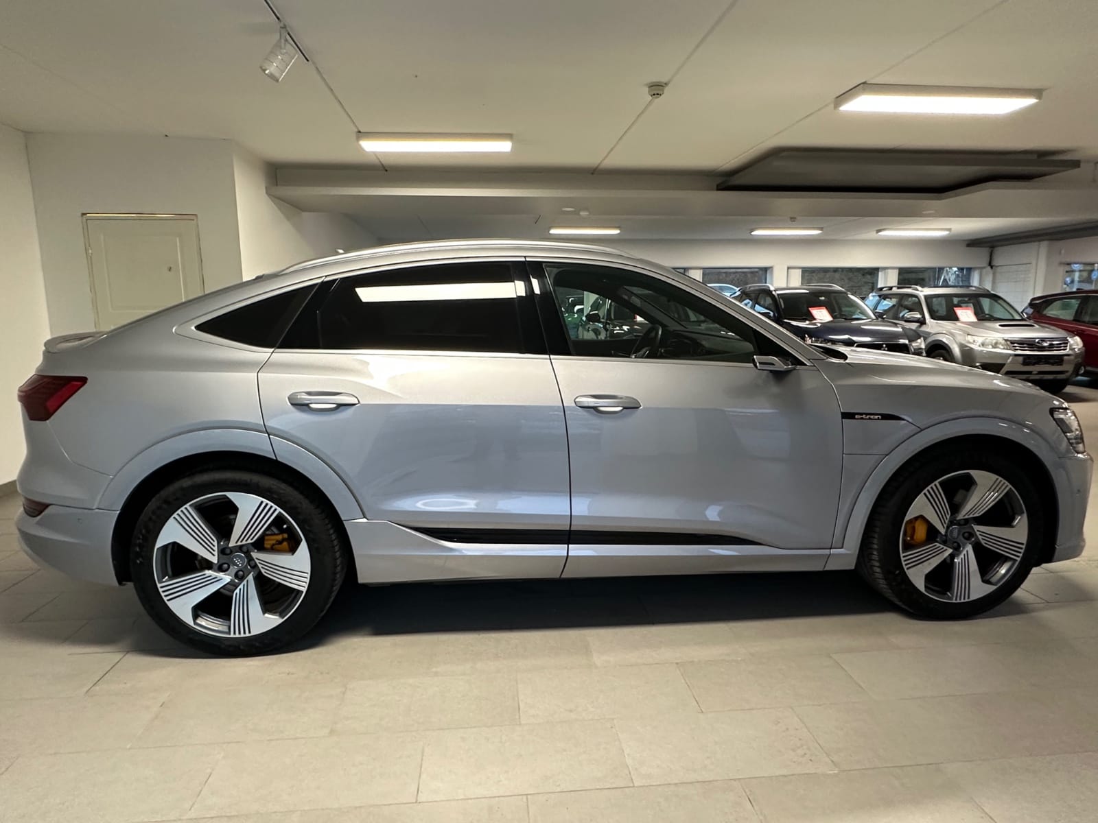 Audi e-tron Sportback med Ryggekamera