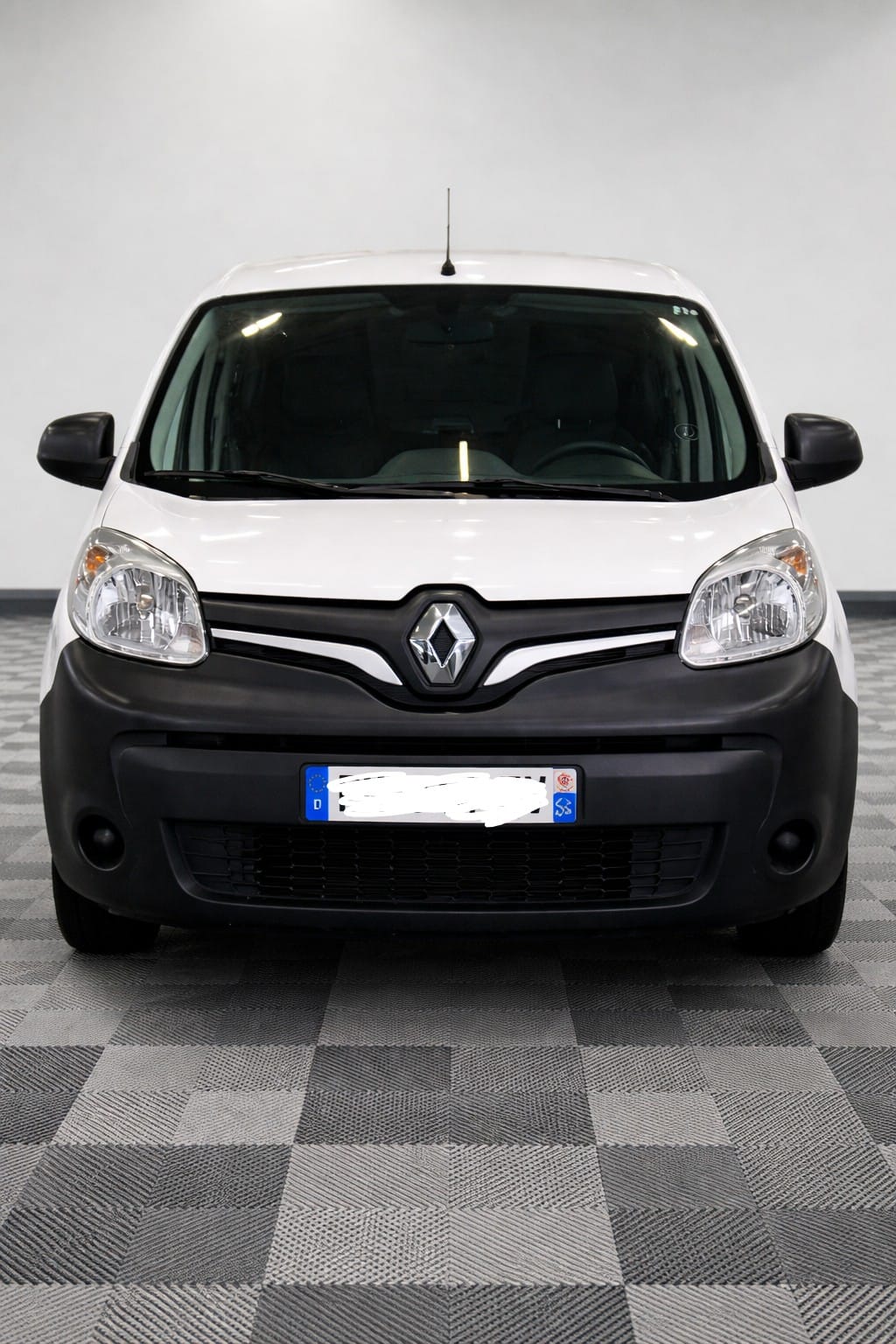 Renault Kangoo Fourgon 1.5 DCI (Clim - GPS- Carplay) avec GPS
