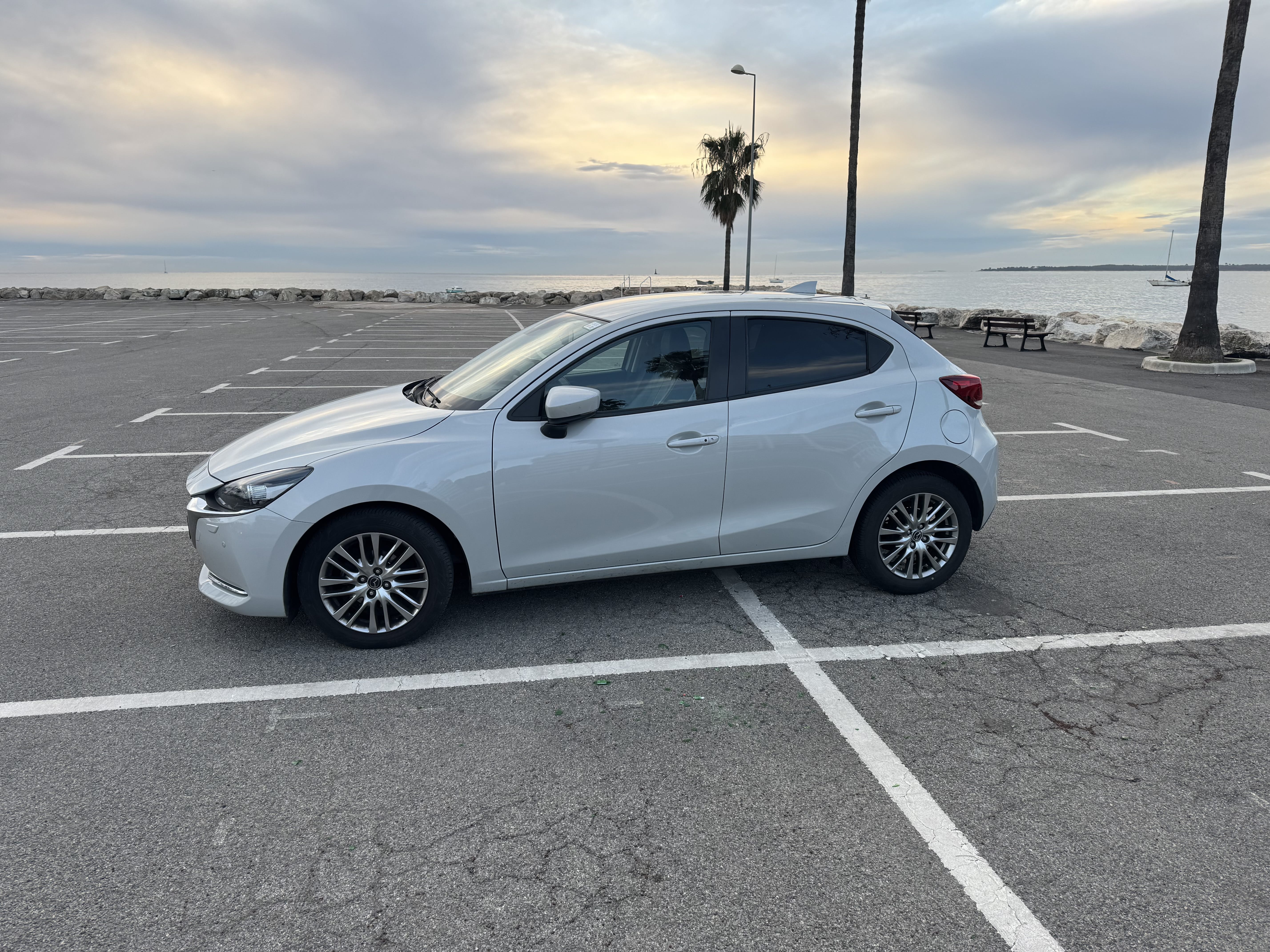 Mazda 2 avec Climatisation