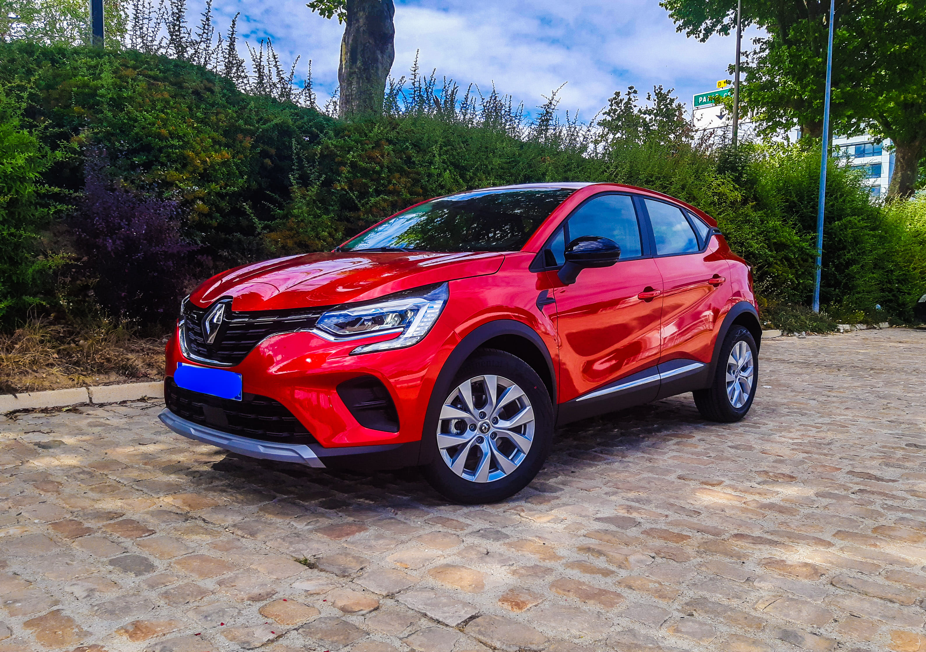 Renault Captur (FQ269) TCe 130 Boite Auto EDC (clim, régulateur, bluetooth, ...) rouge #db, 2020, Essence 95, automatique