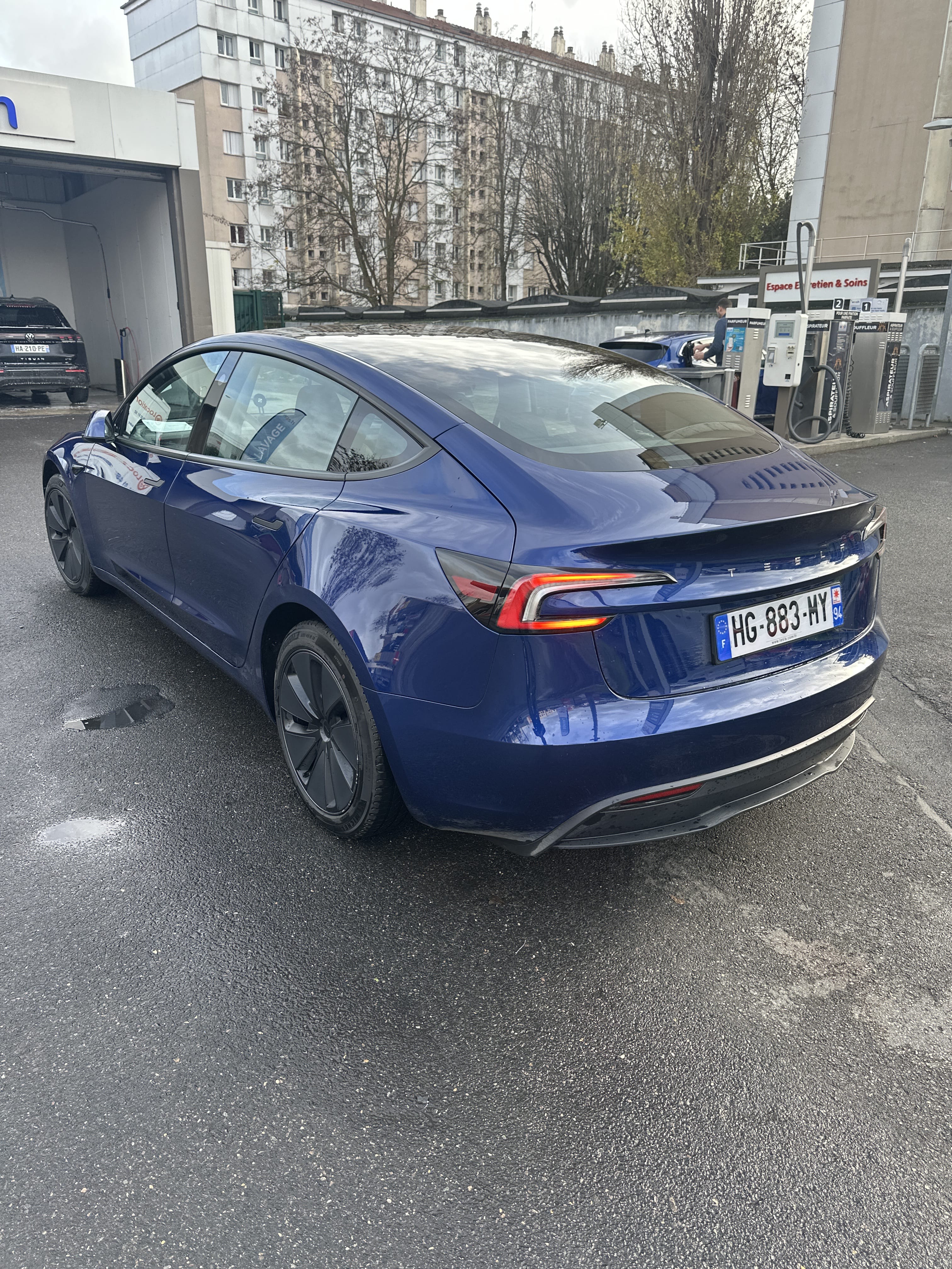 Tesla Model 3 Standard Range avec GPS