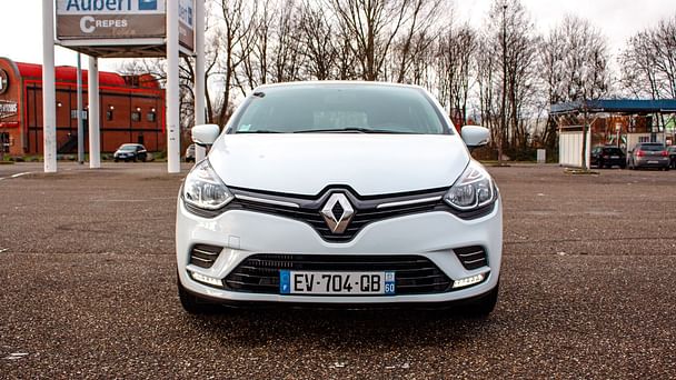 Renault Clio 90CH - Clim - 5 portes - Proche gare avec Entrée audio / iPod