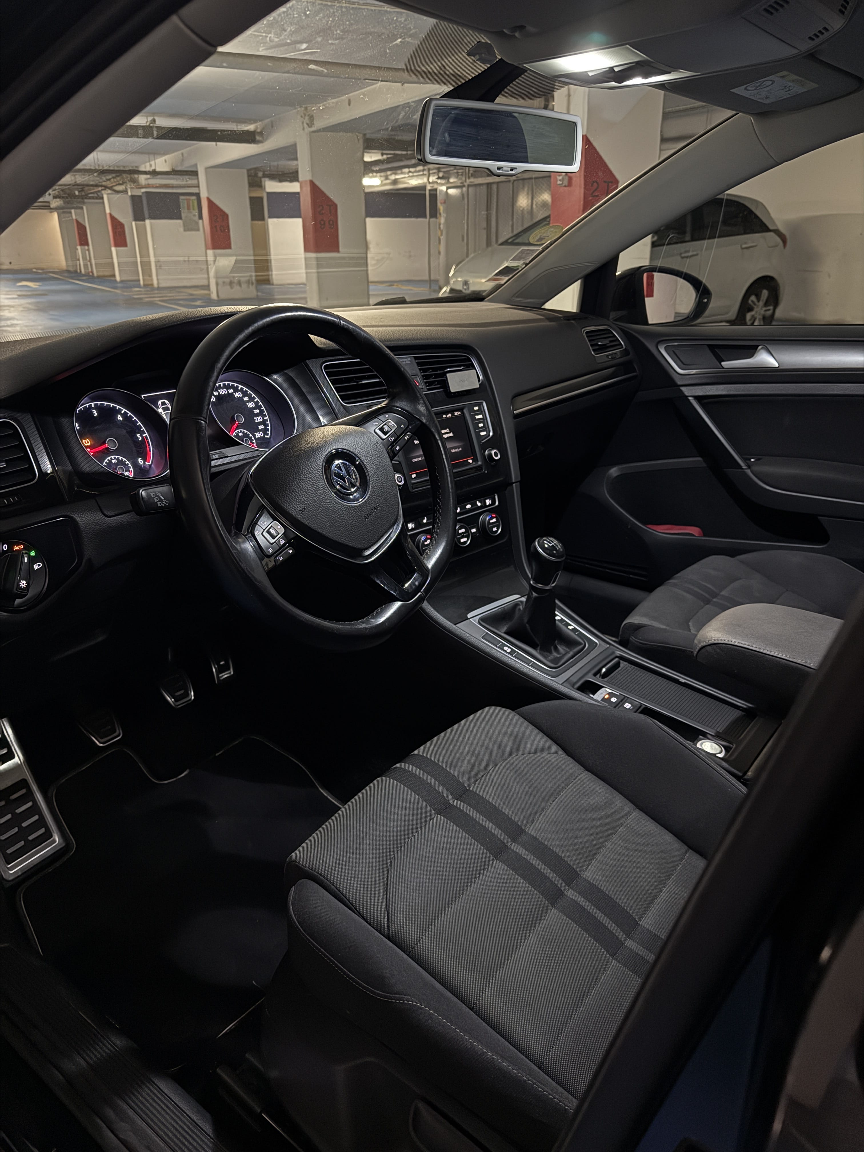 Volkswagen Golf 7 avec GPS