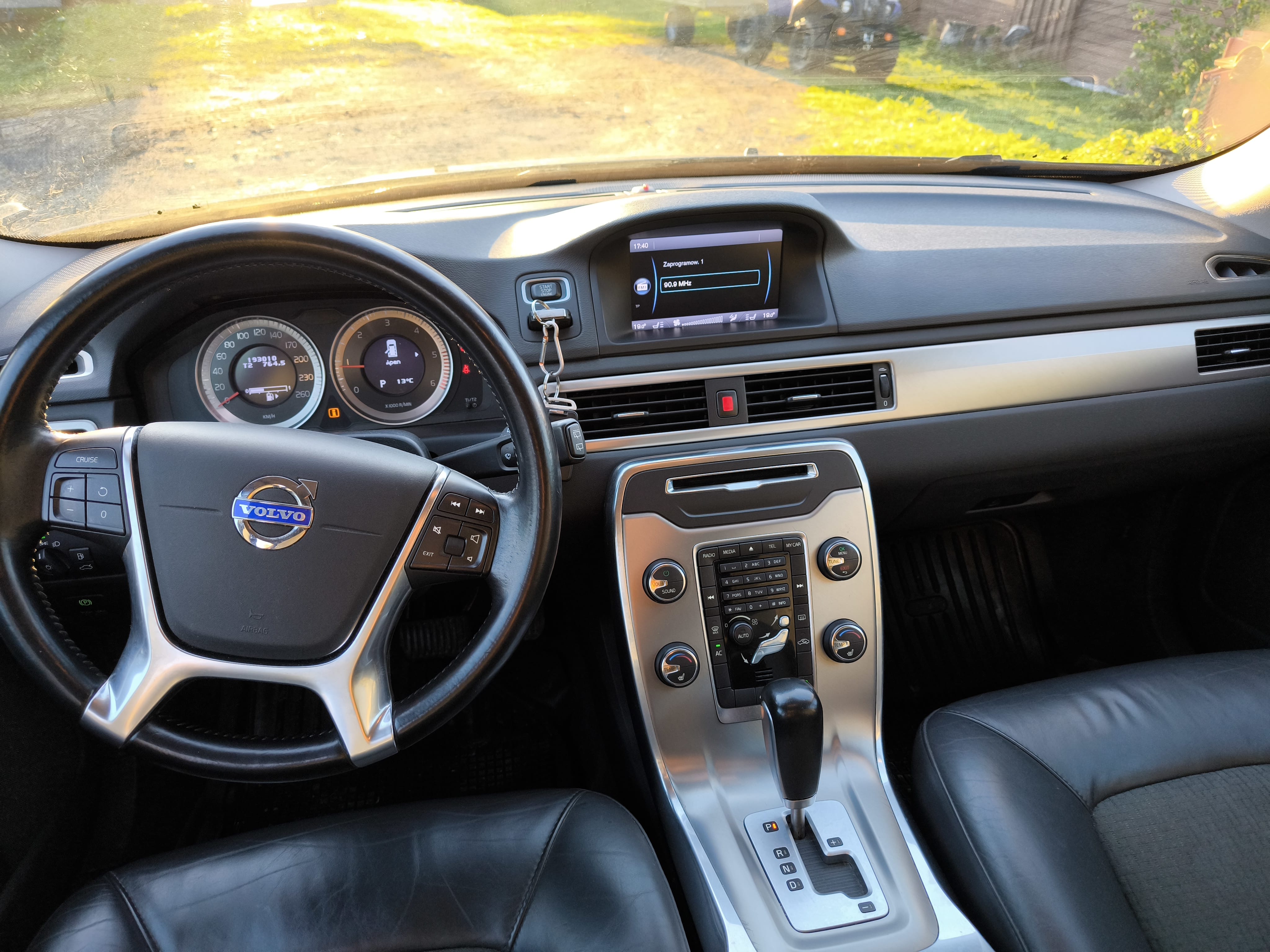 Volvo V70 1.6D med Tilhengerfeste