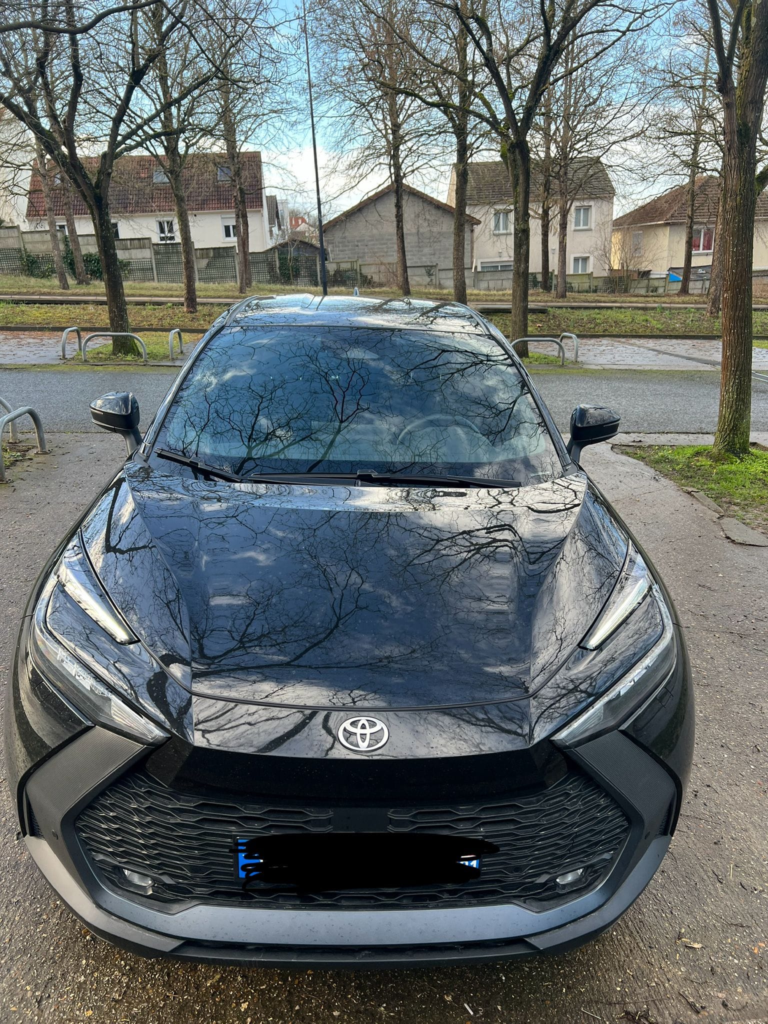 Toyota C-HR Hybrid with Cruise control