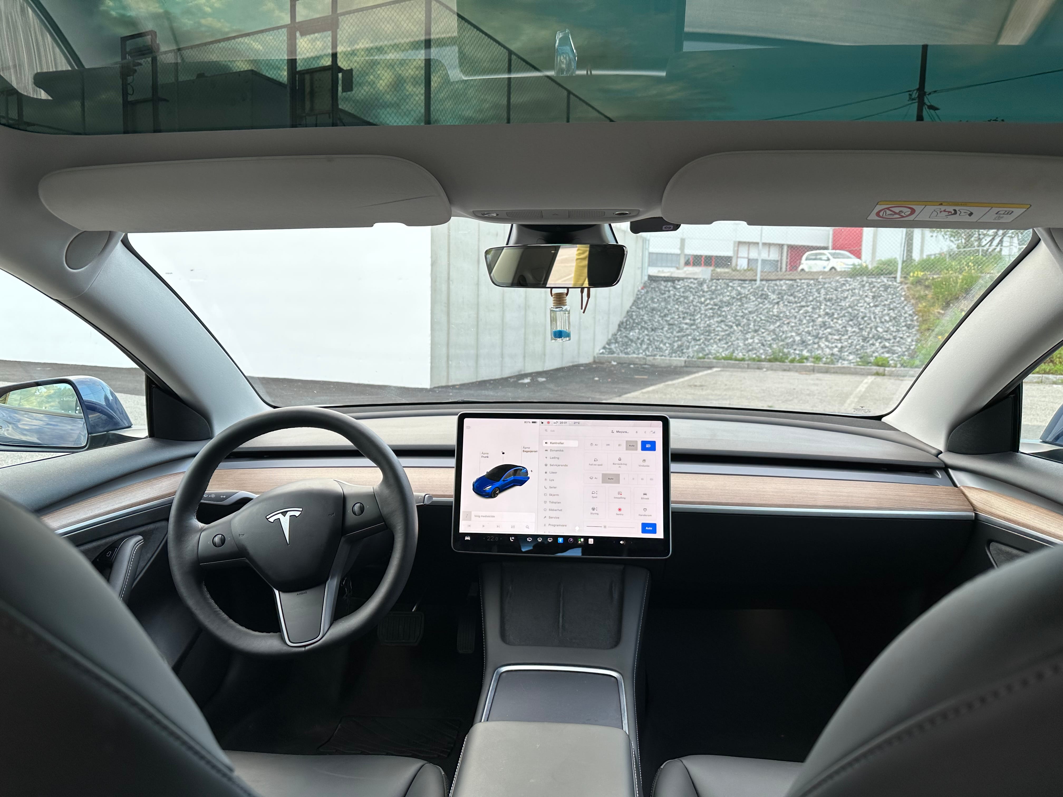 Tesla Model 3 Long Range med GPS