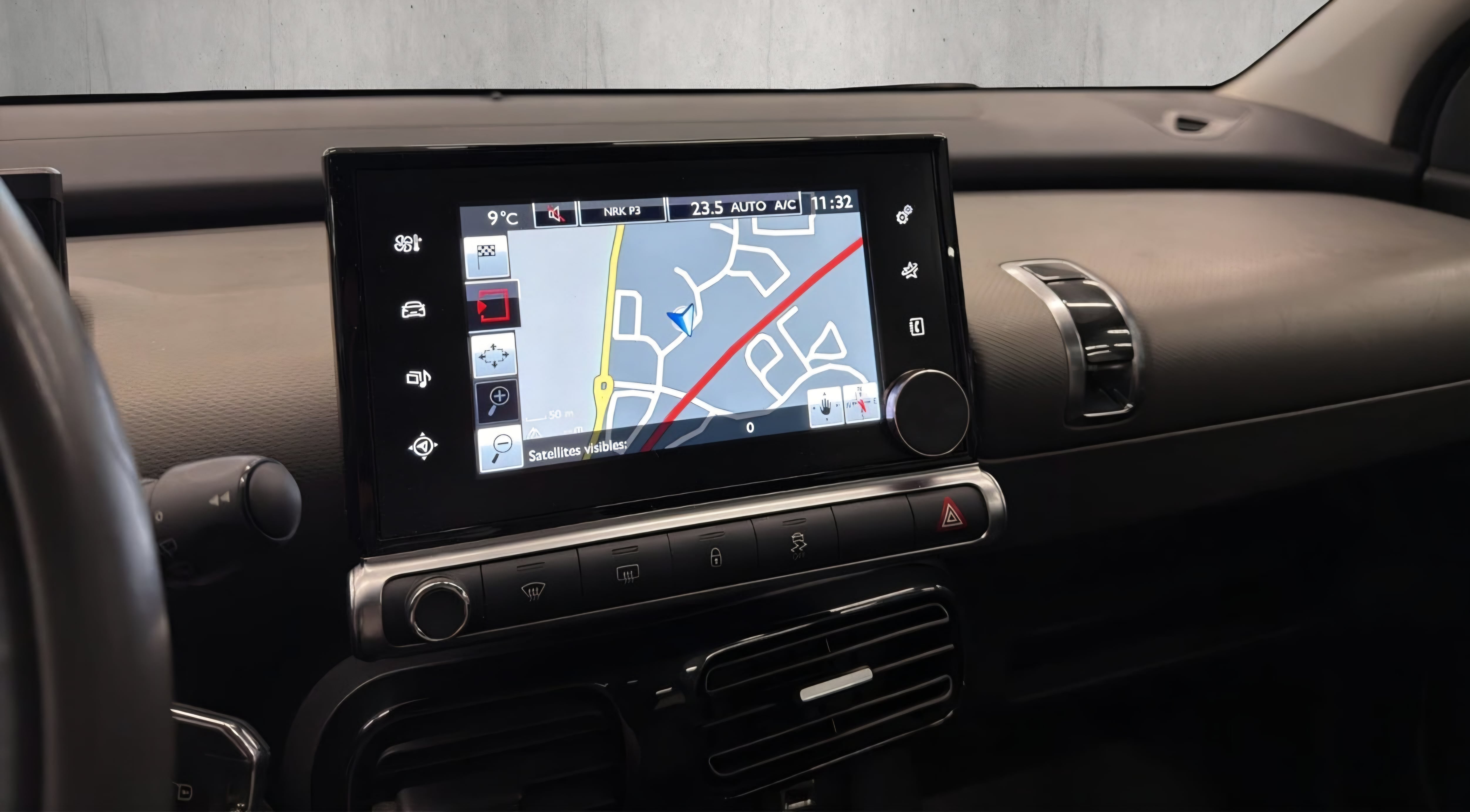 Citroen C4 Cactus med Skiboks