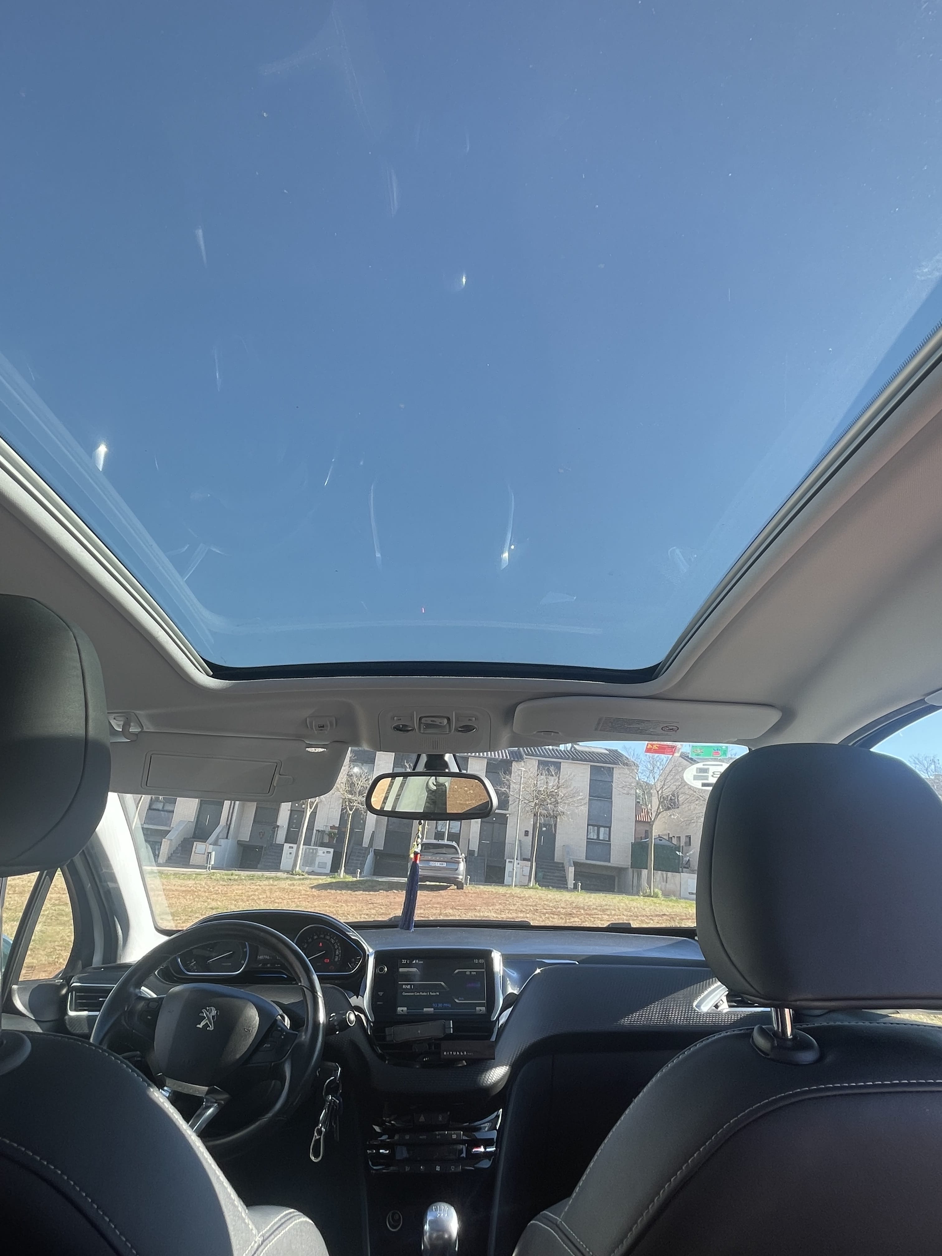 Peugeot 2008 con Control de velocidad