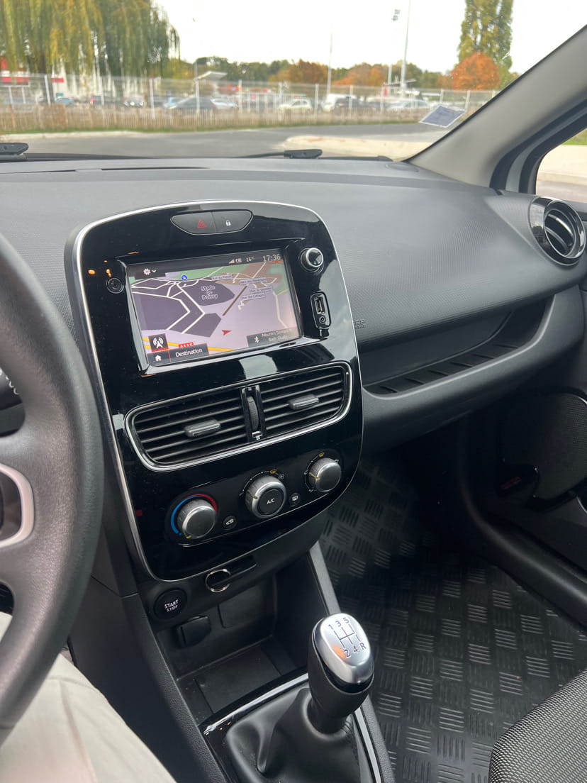 Renault Clio avec Régulateur de vitesse