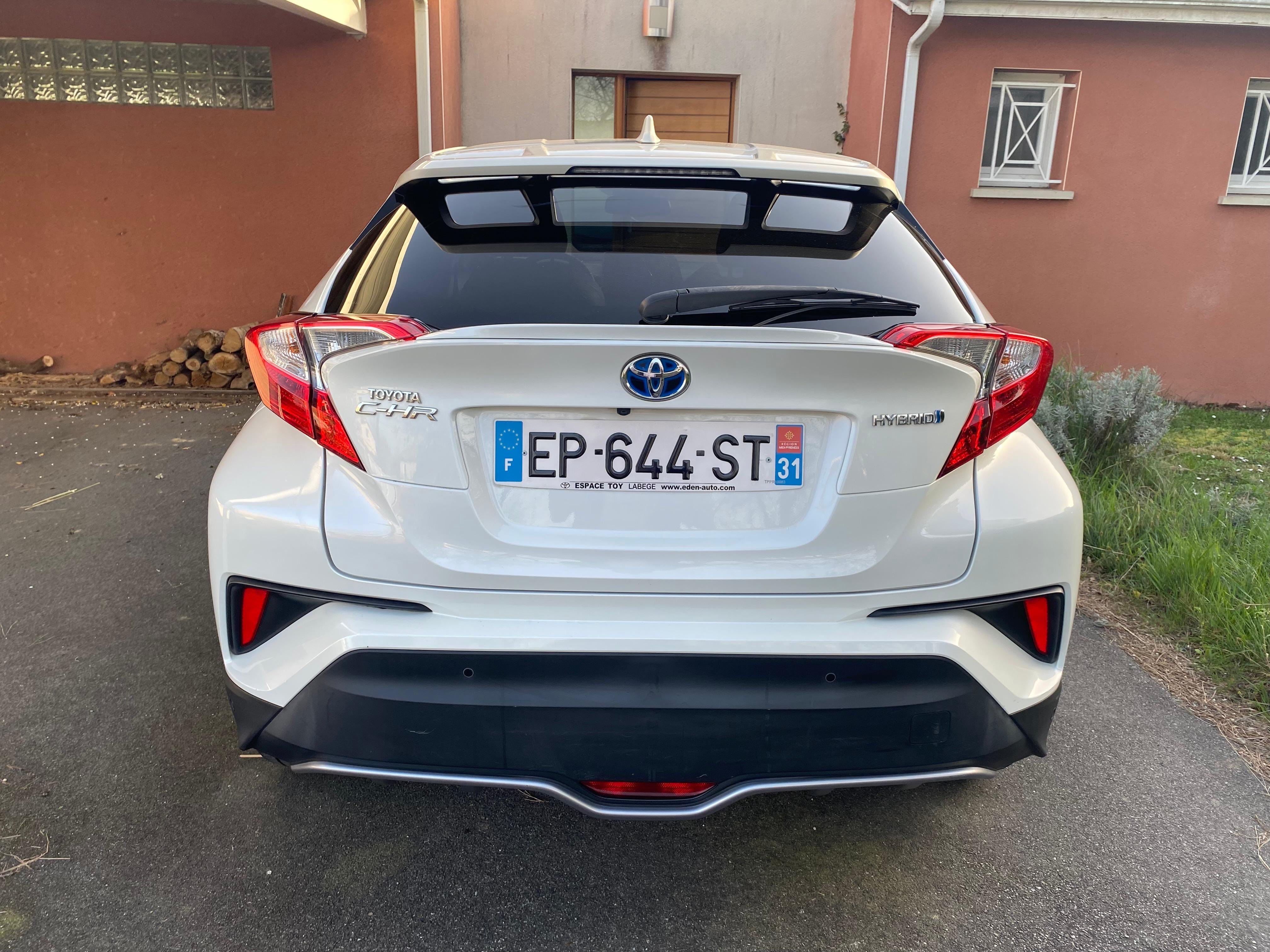 Toyota C-HR avec GPS