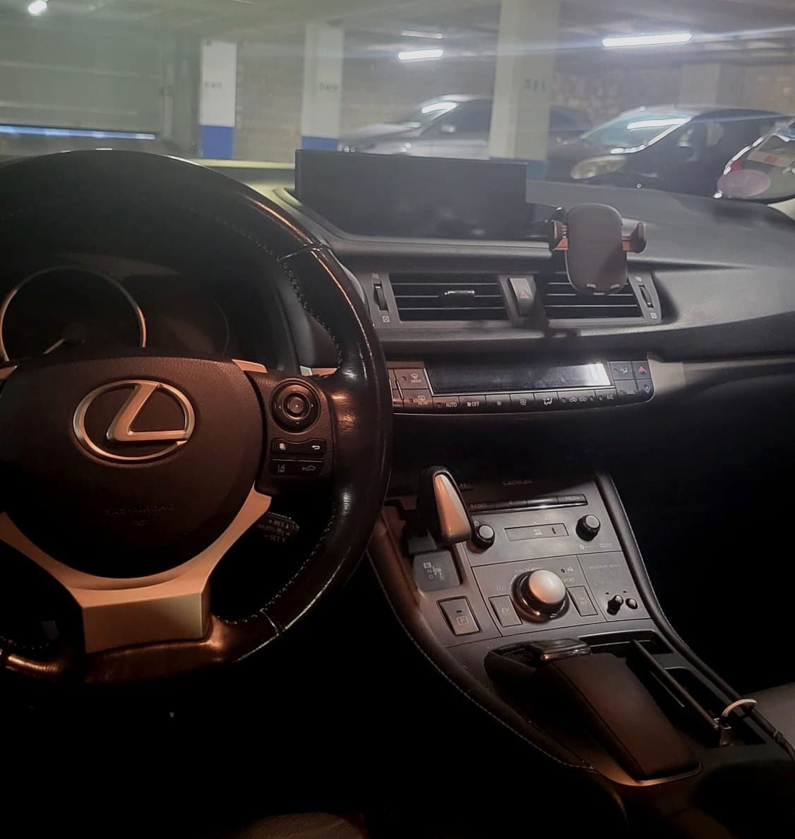 Lexus CT 200h avec Entrée audio / iPod