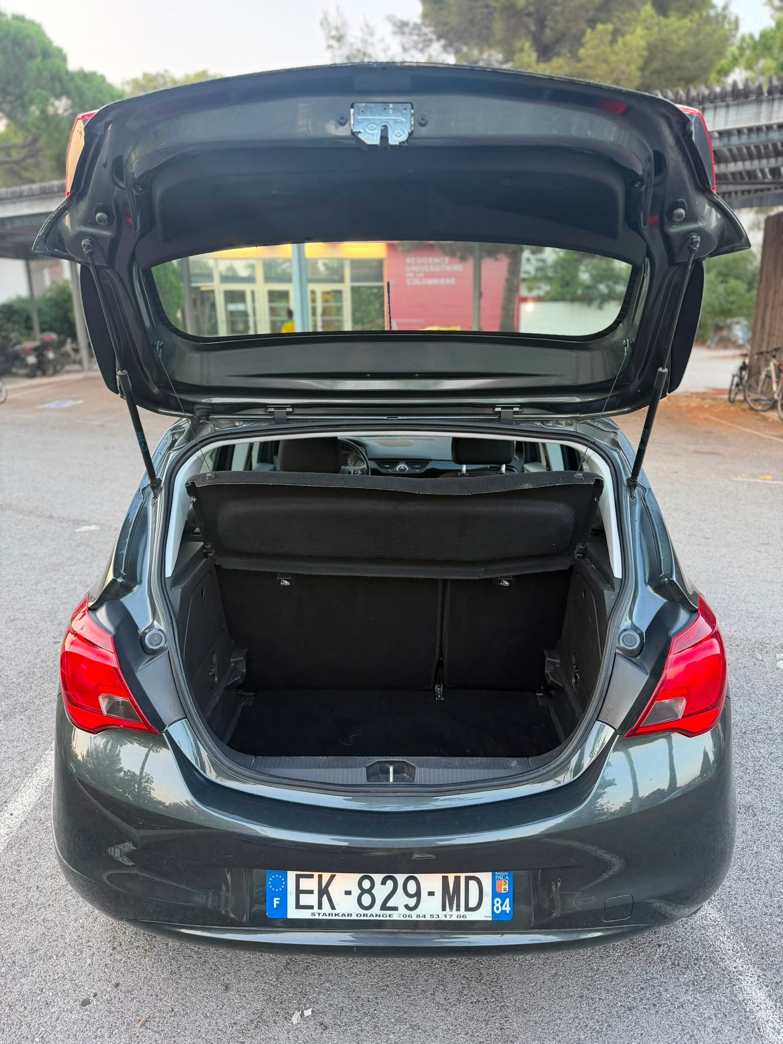 Opel Corsa 1.4 essence 90ch avec Port USB