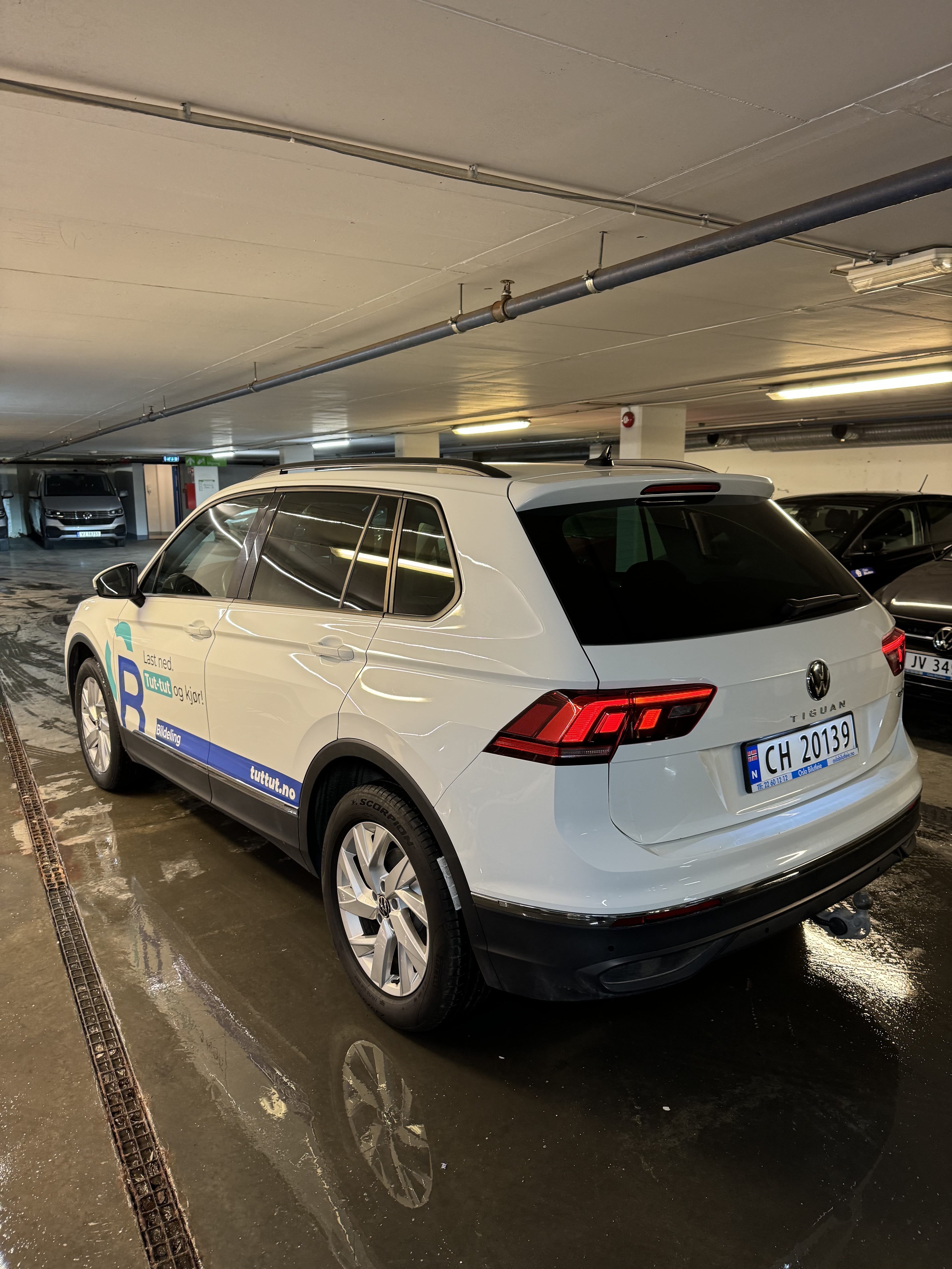 Volkswagen Tiguan 2.0T SEL 4Motion med Bluetooth audio