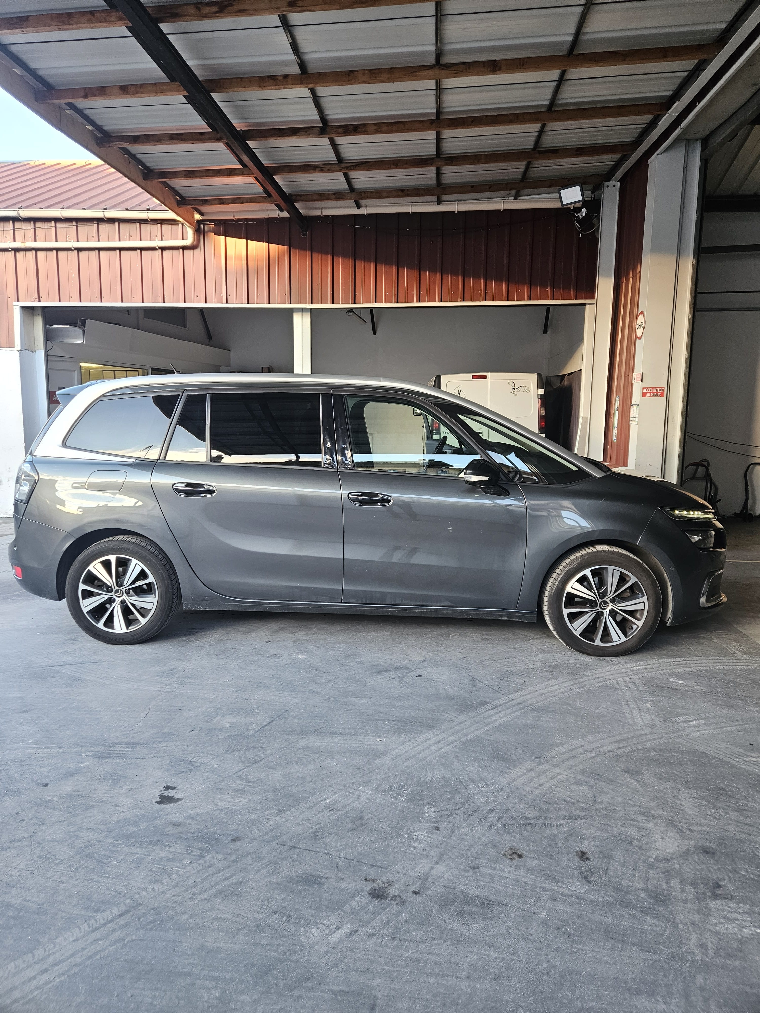 Citroen C4 Grand Picasso, 2017, Diesel, automatique, 7 places