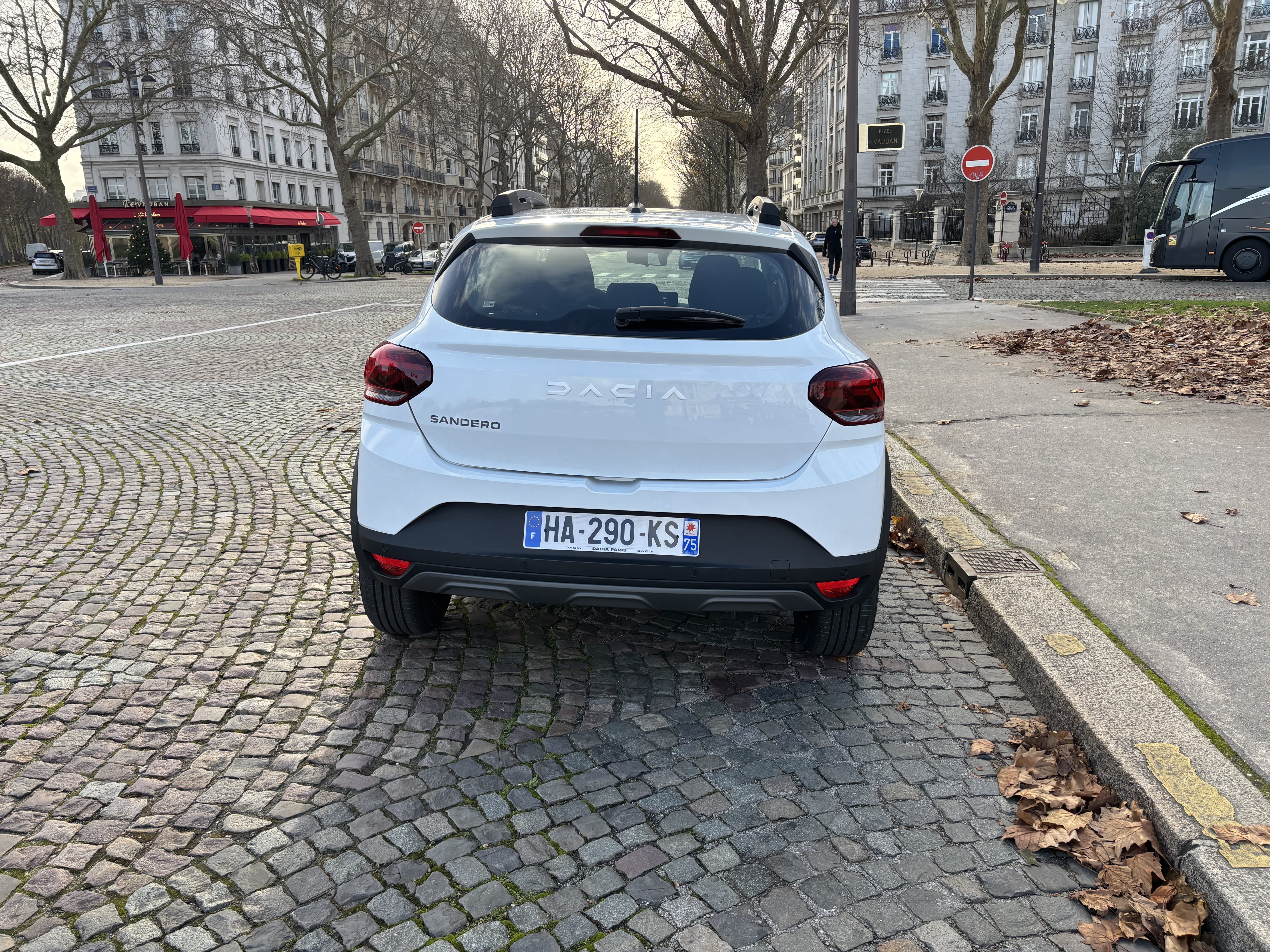 Dacia Sandero Stepway  90 cv / métro ligne 2 / Bluetooth avec Régulateur de vitesse