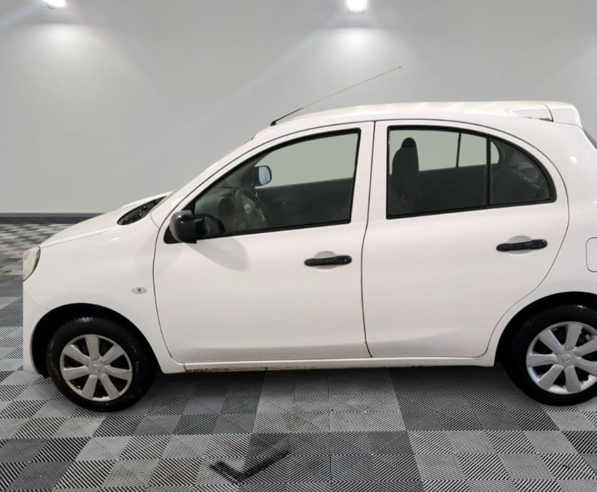 Nissan Micra avec Climatisation