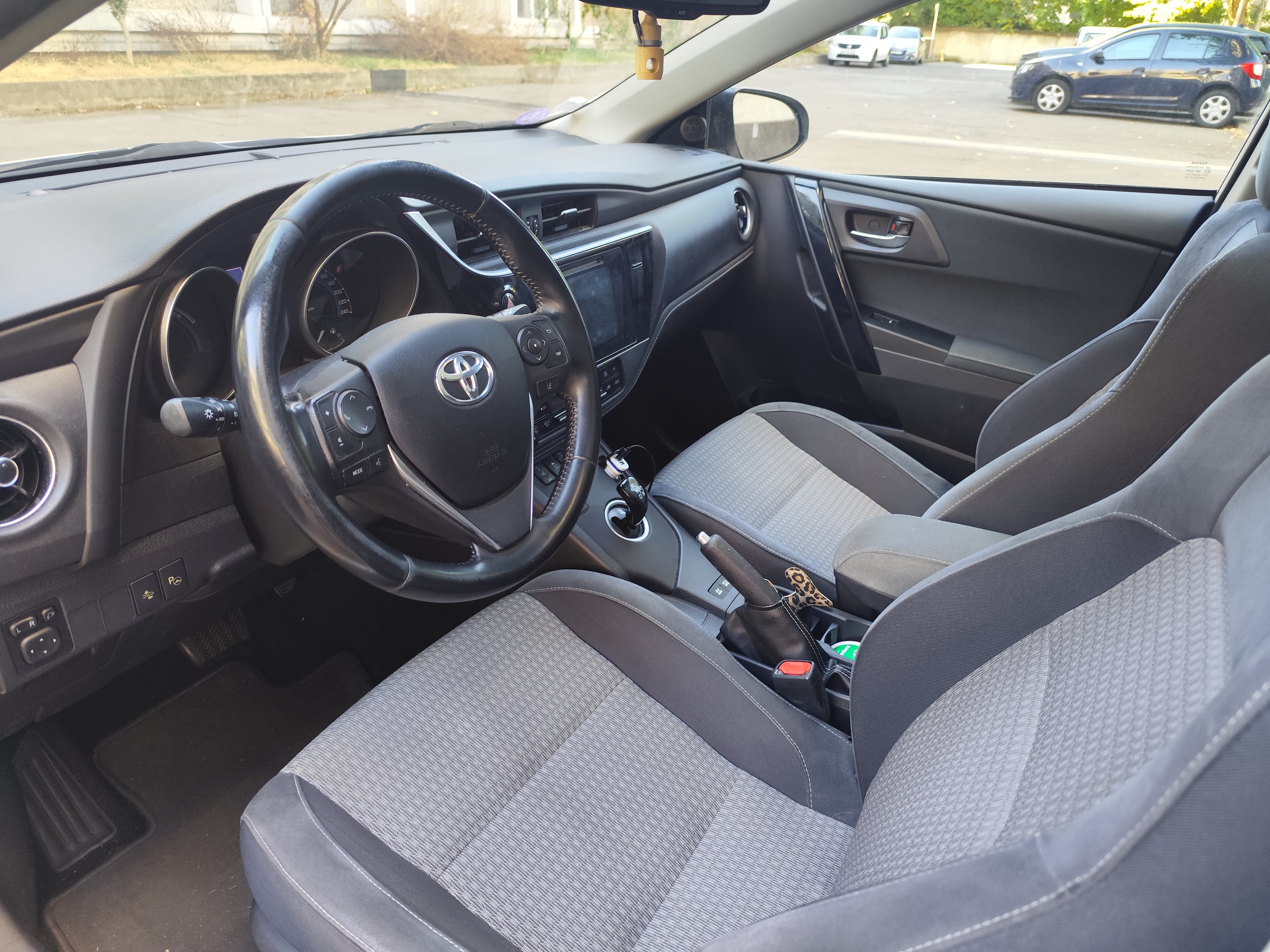 Toyota Auris Touring Sports avec Régulateur de vitesse
