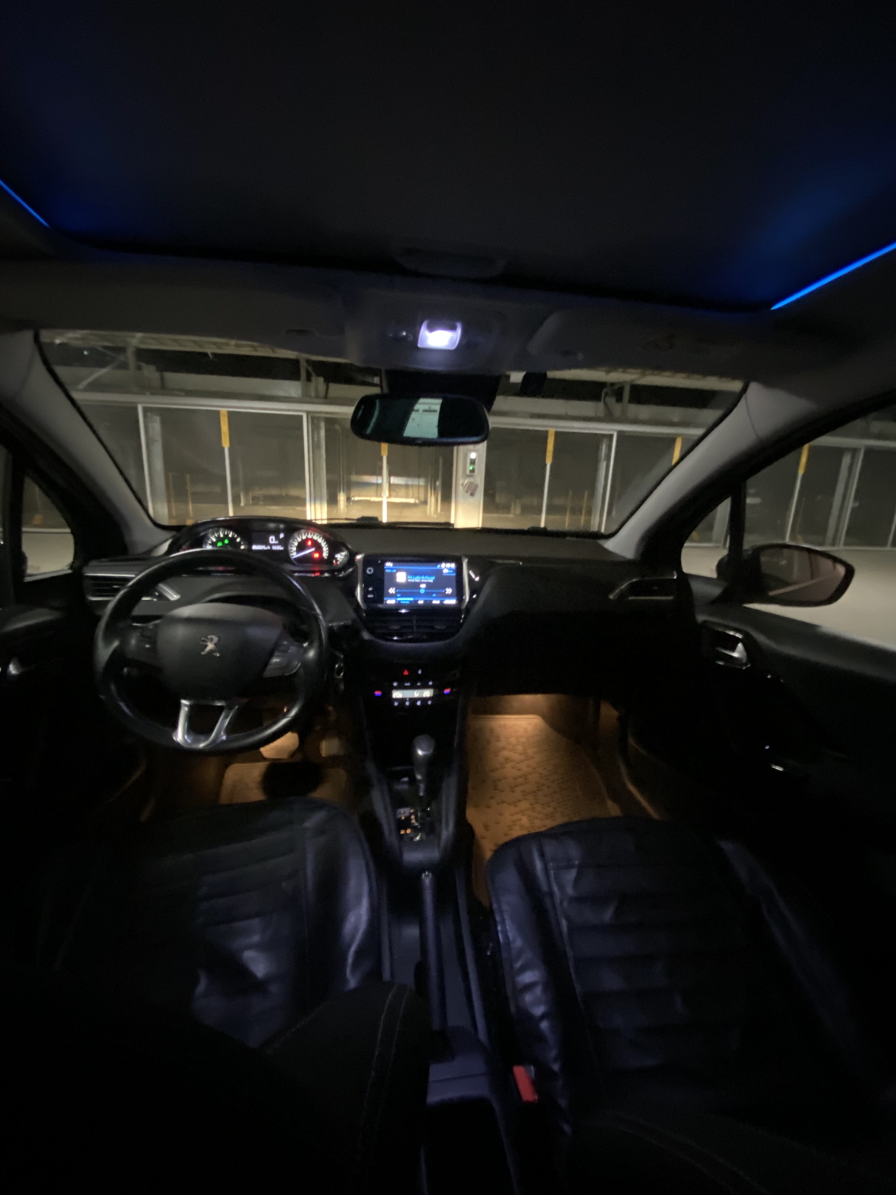 Peugeot 208 met Audio- / iPod-ingang