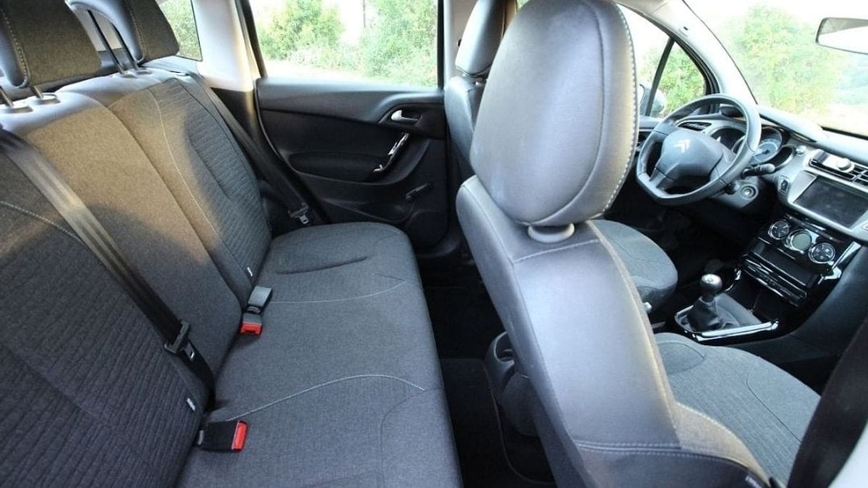 Citroen C3 1.6 BLUEHDI GRIS ALU CONFORT BUSINESS 2017 GPS/S&S-CLIM-RADAR DE RECUL avec Audio Bluetooth