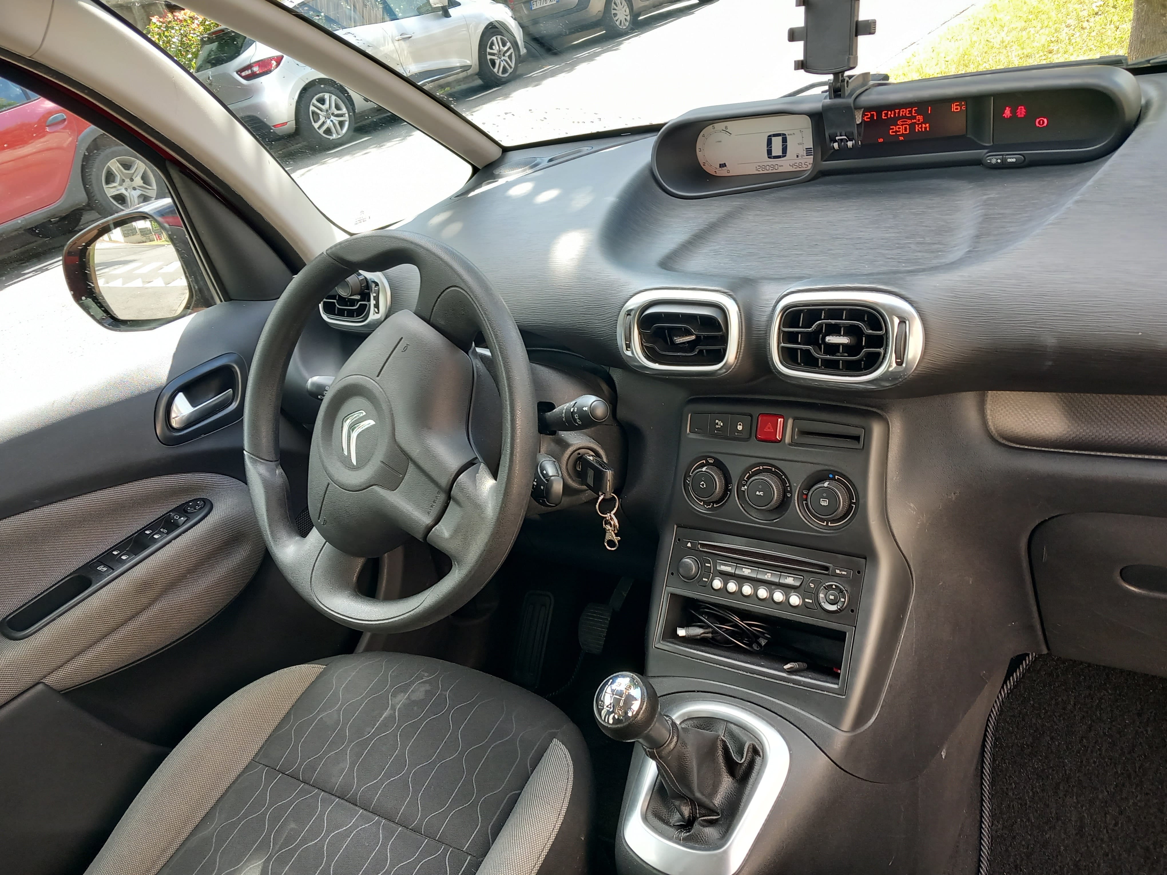 Citroen C3 Picasso avec Entrée audio / iPod