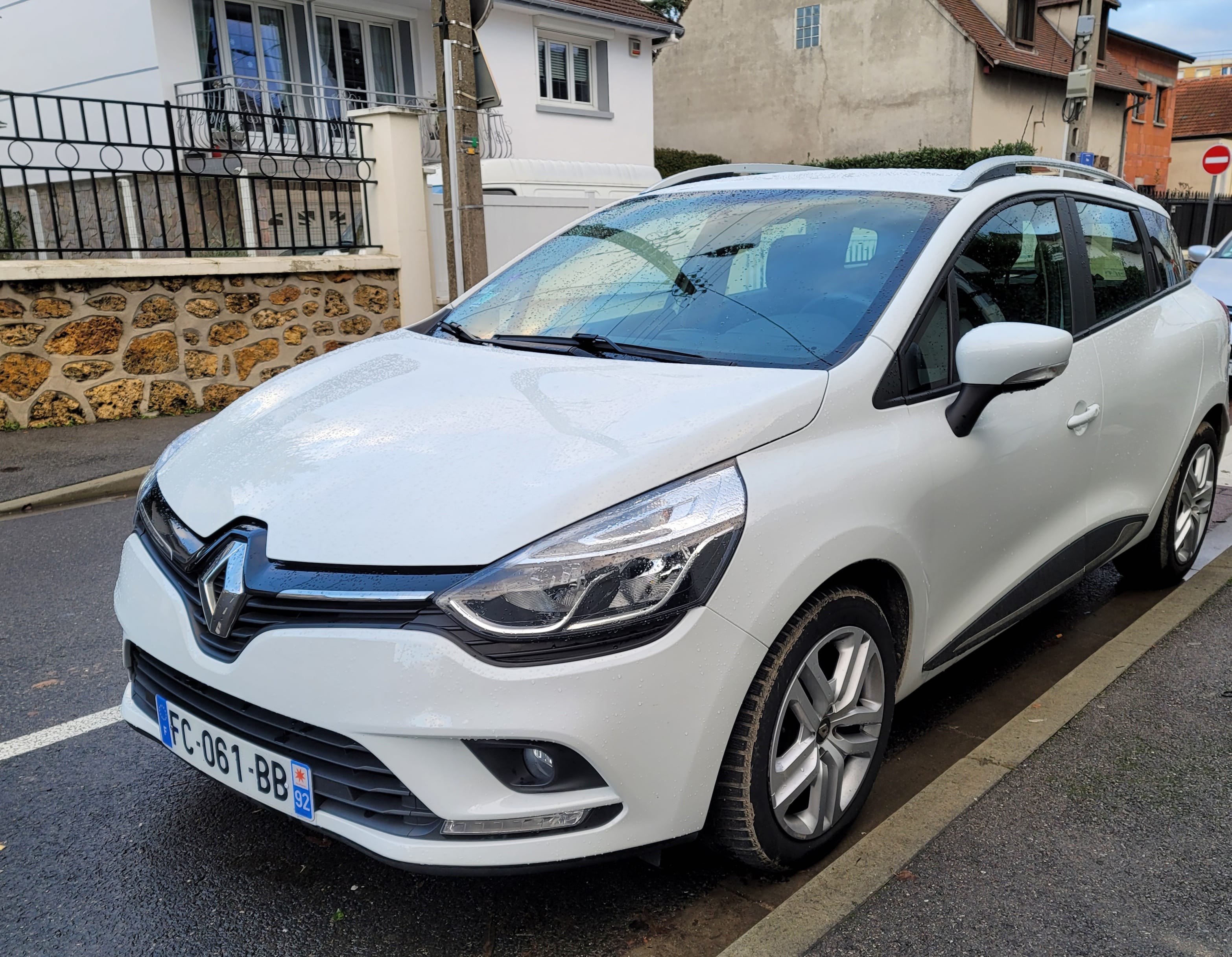 Renault Clio Estate  Athis-Mons - FC061BB, 2018, Essence 95