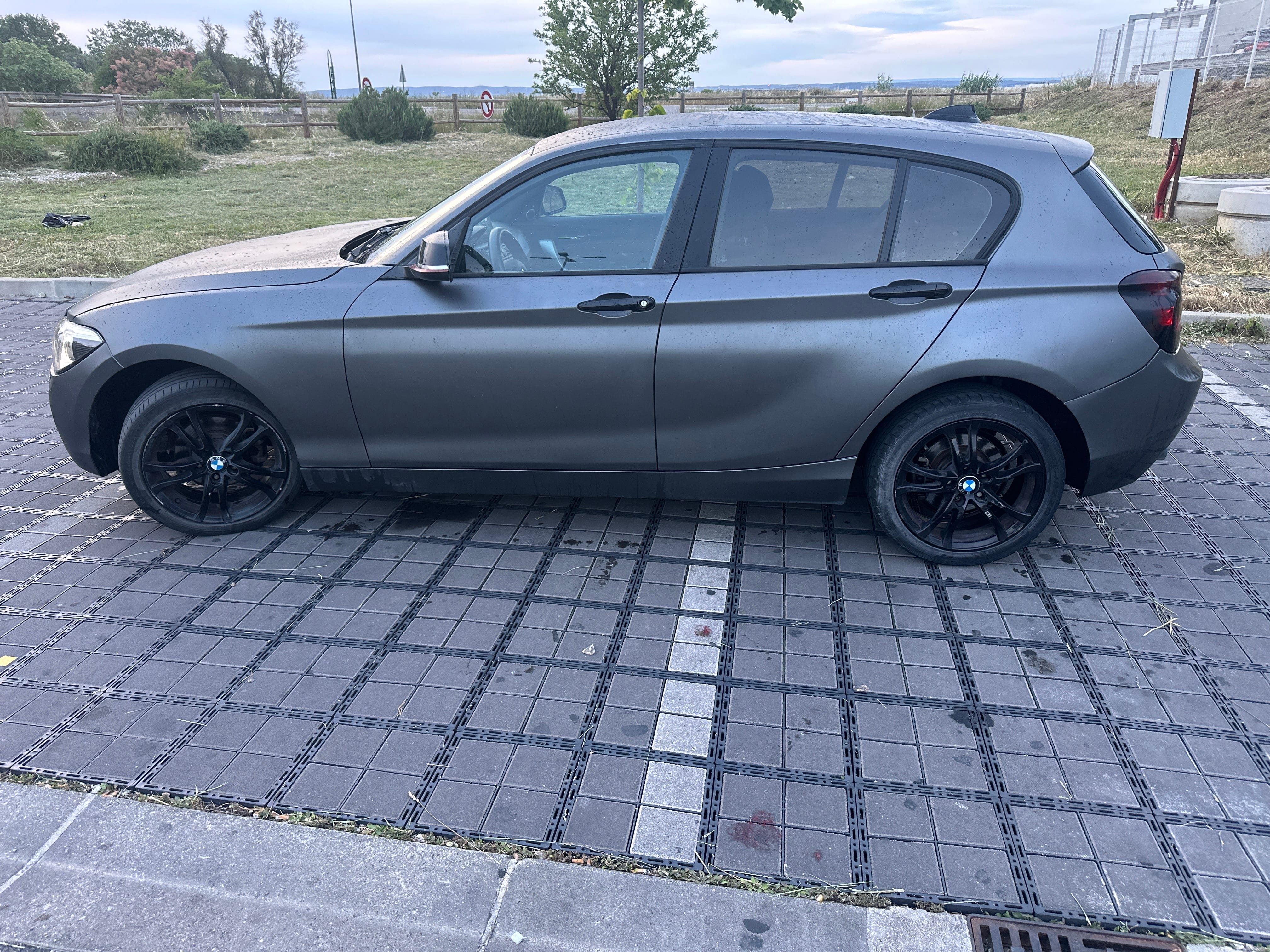 BMW Série 1 avec Climatisation