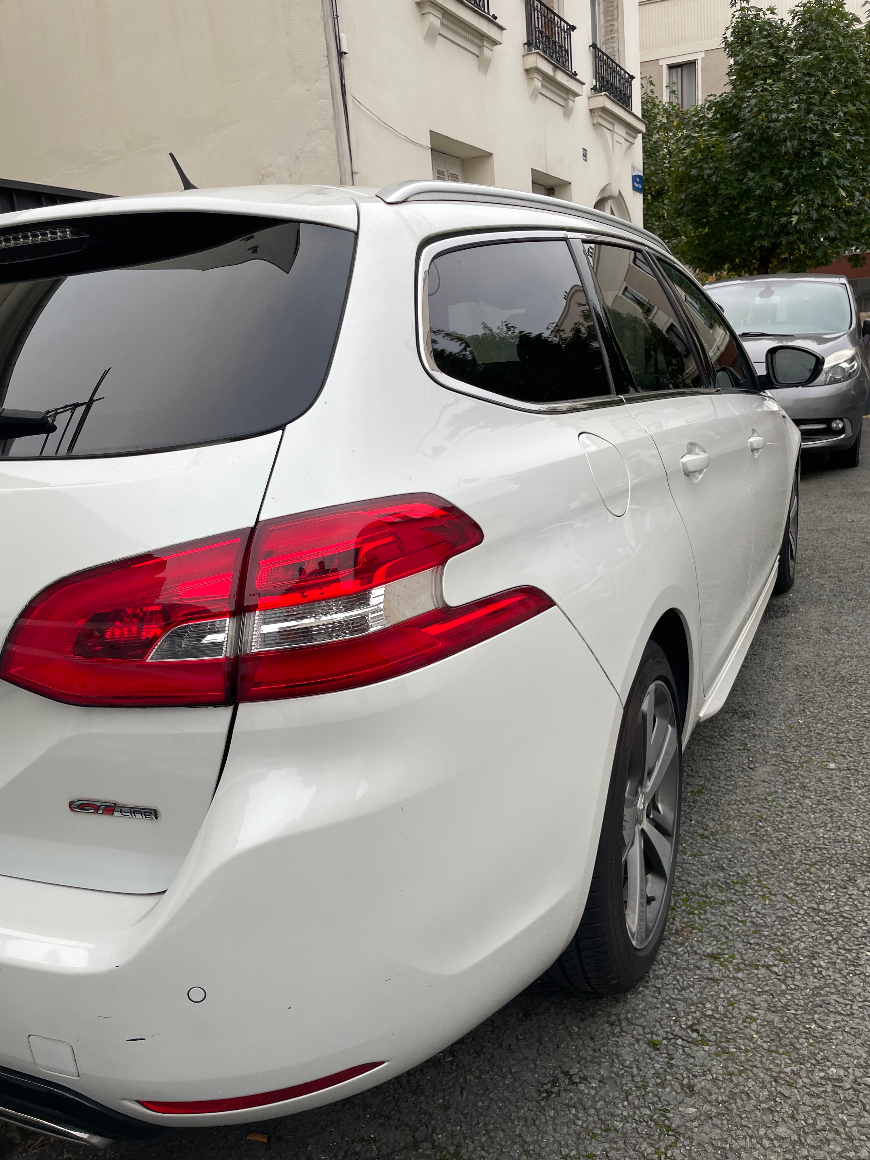 Peugeot 308 SW 130 cv avec Chaines