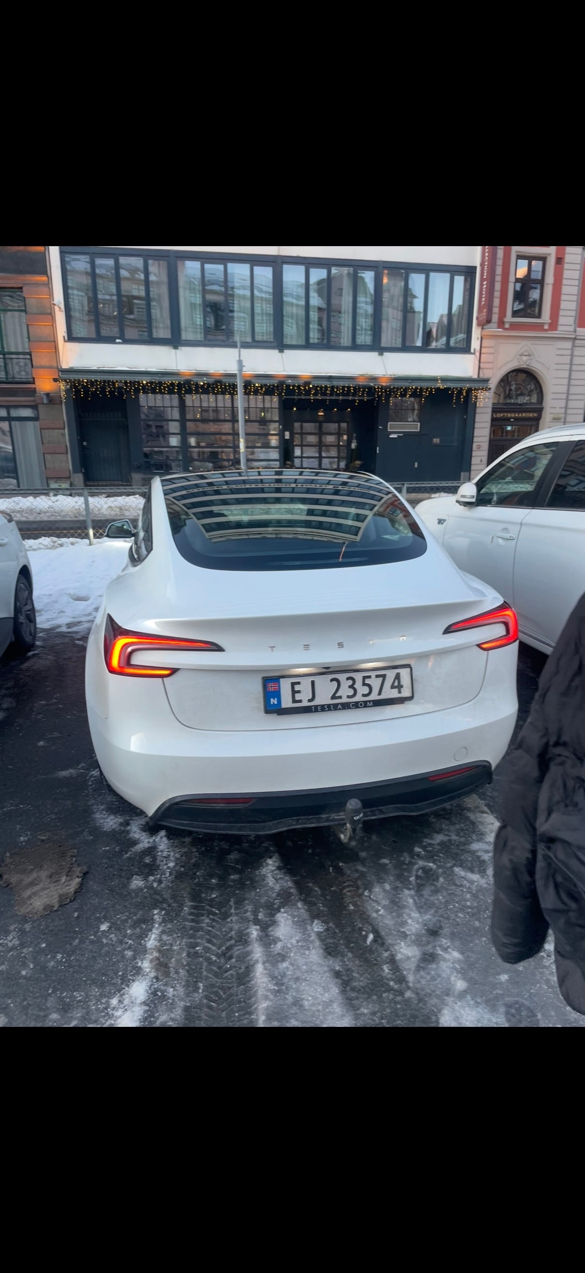 Tesla Model 3 med Ryggekamera