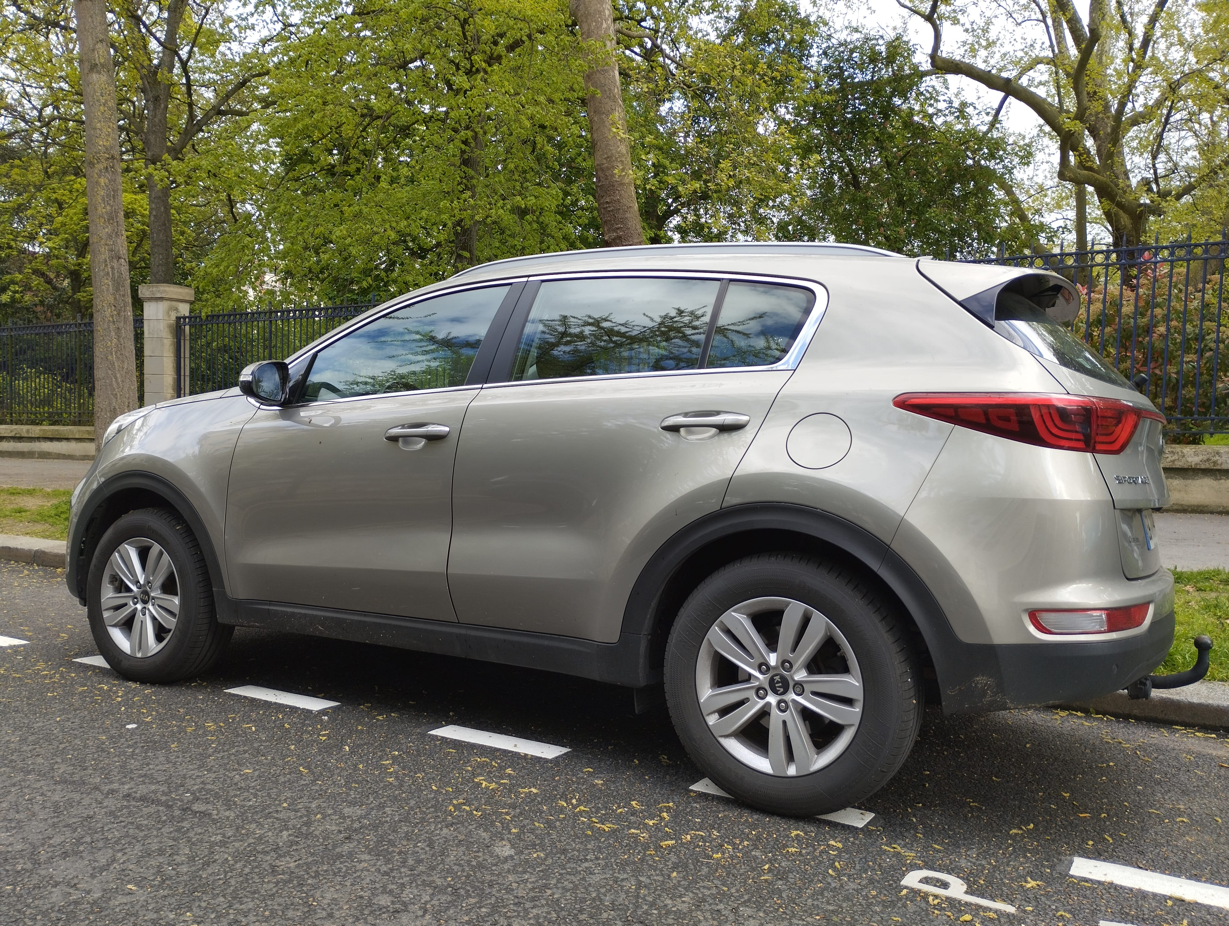 Kia Sportage 1.6 avec GPS