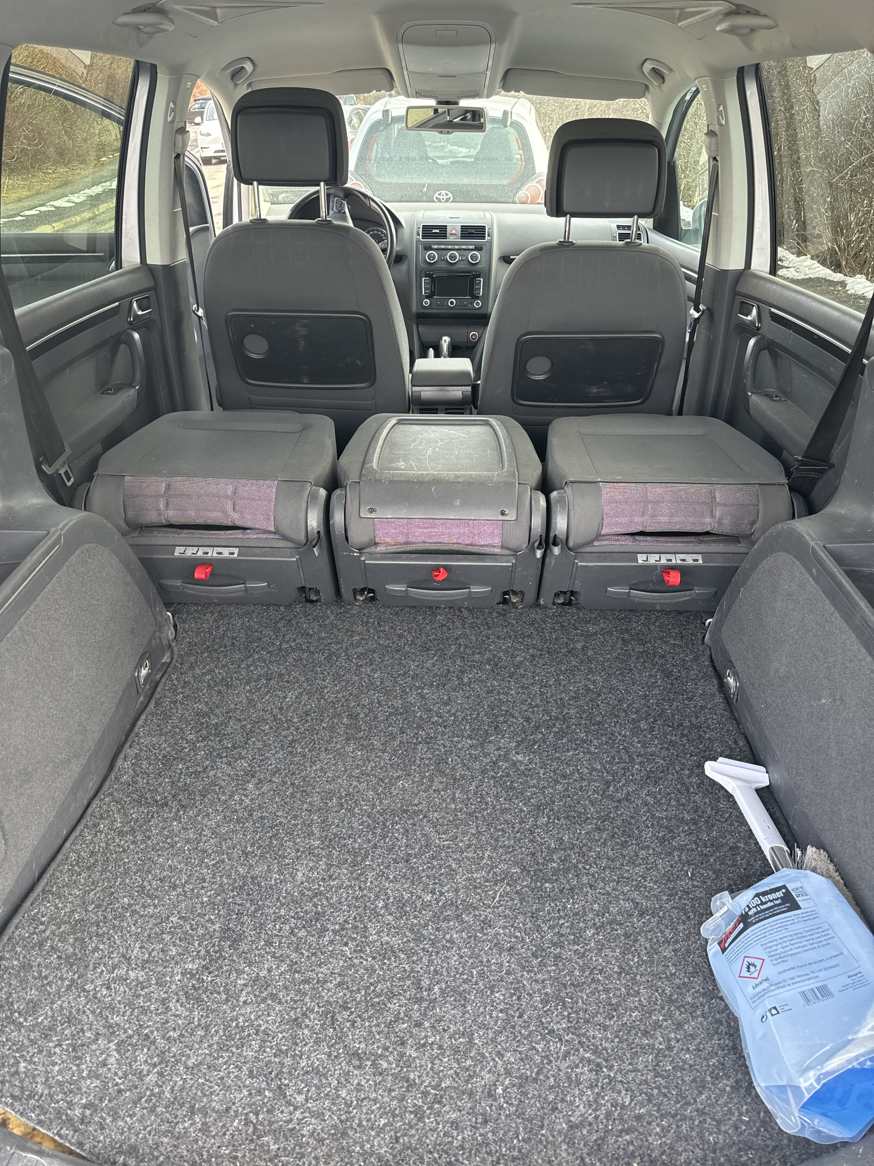 Volkswagen Touran with Snow tires