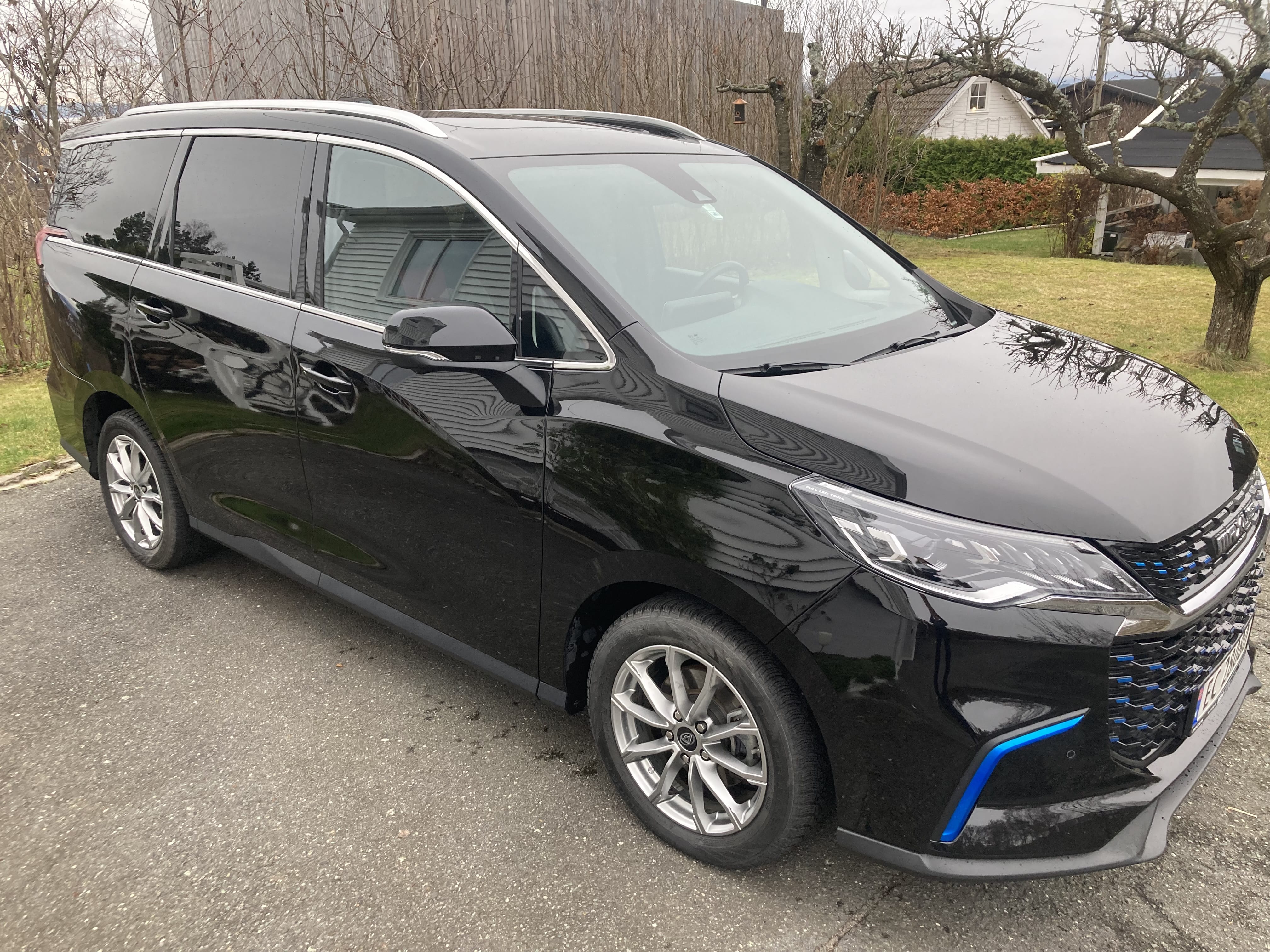 Maxus Euniq, 2021, Elektrisk, automatisk, 7 seter