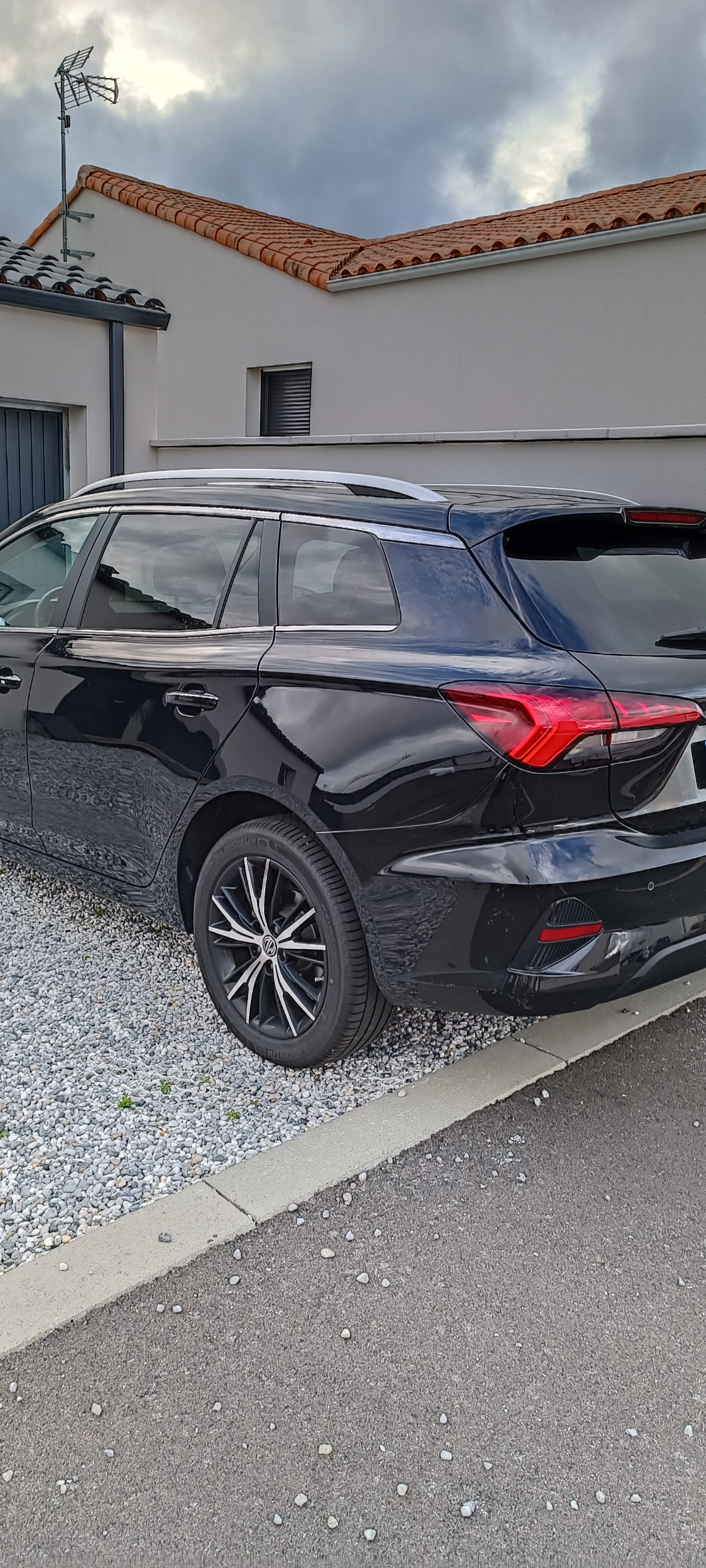 MG MG5 avec Régulateur de vitesse