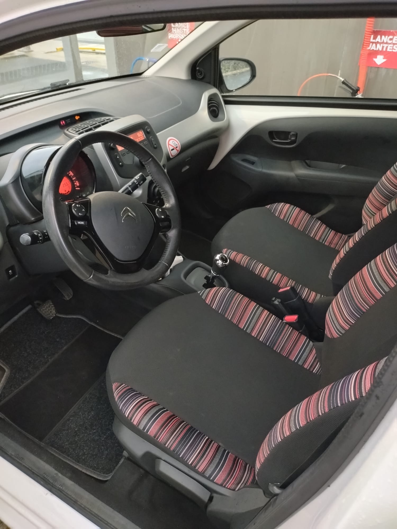 Citroen C1 II Essence Boite automatique avec Audio Bluetooth