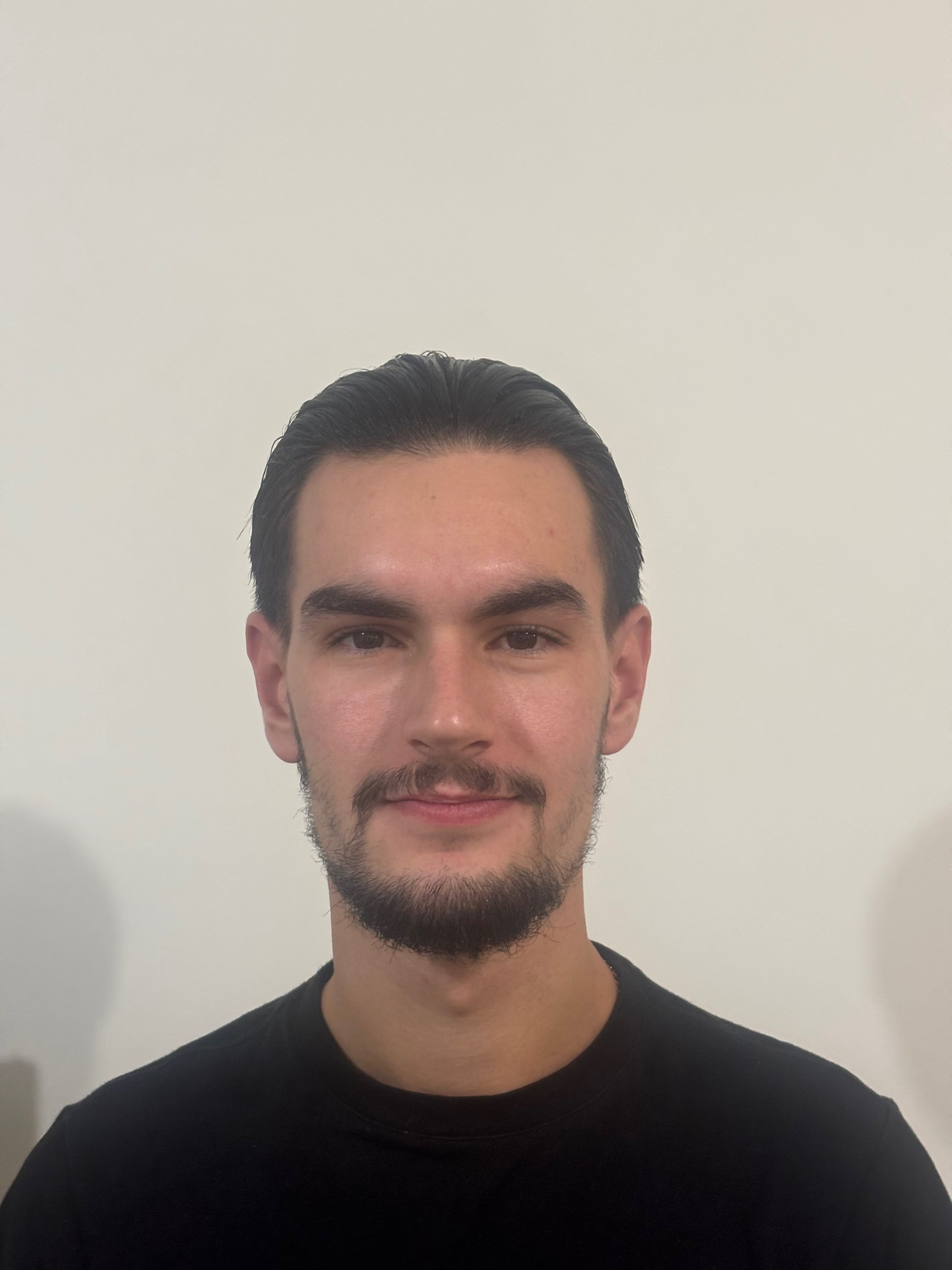 Léo