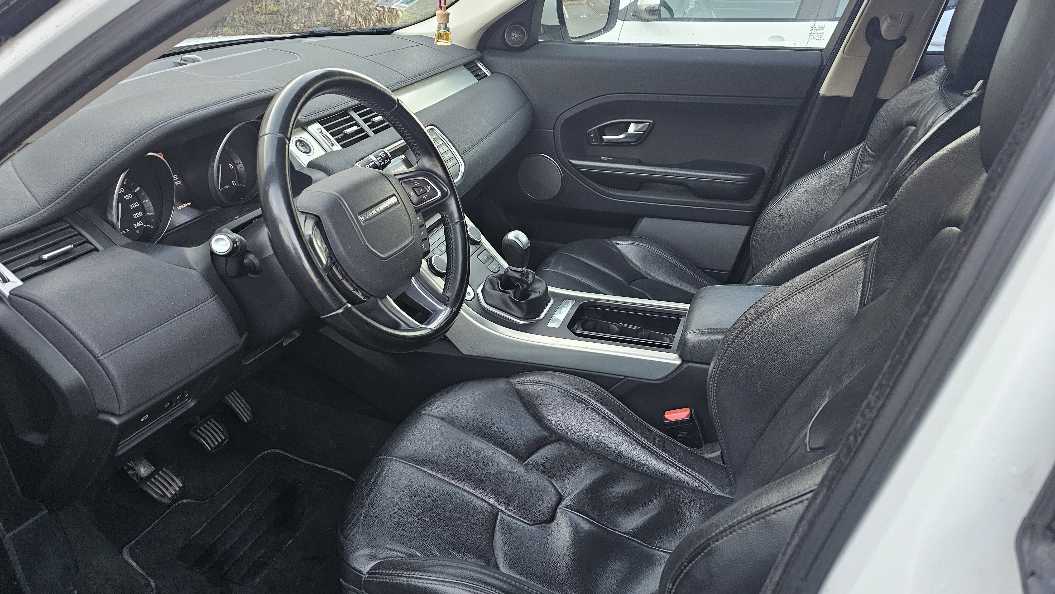 Land-Rover Range Rover Evoque avec Siège bébé