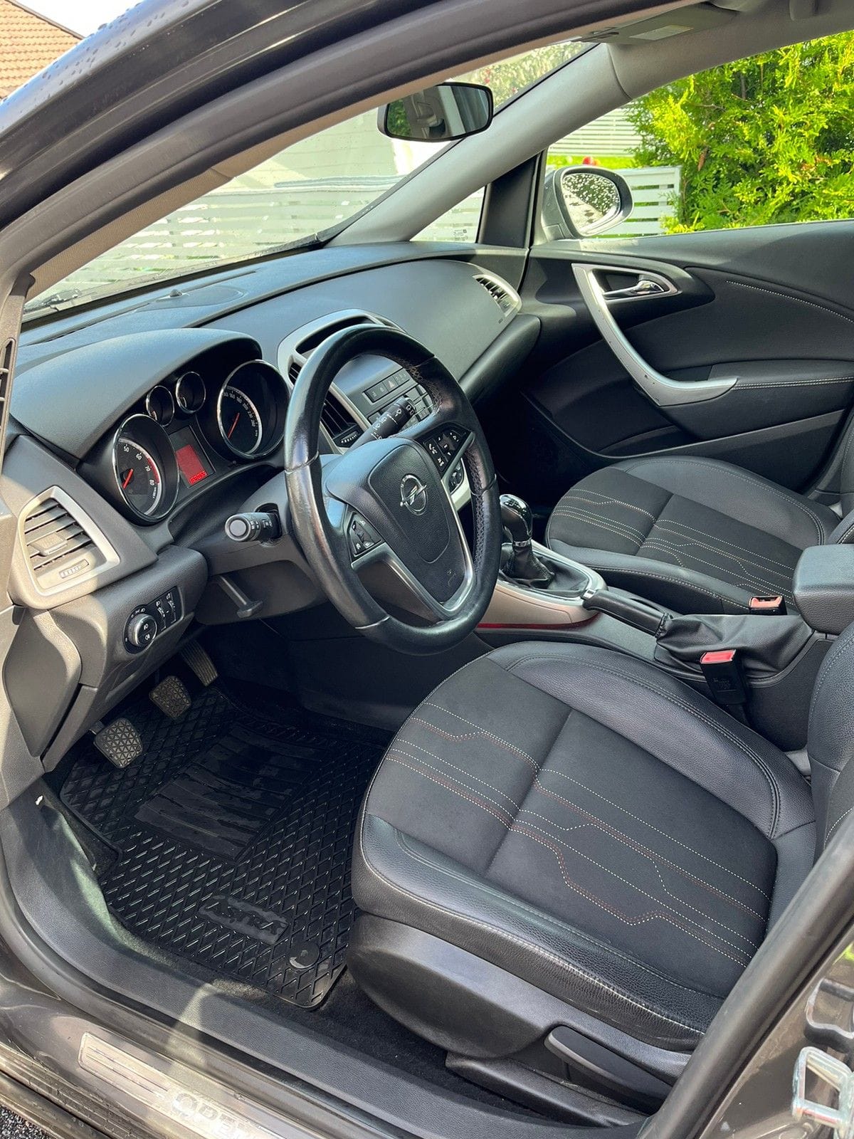 Opel Astra avec Climatisation