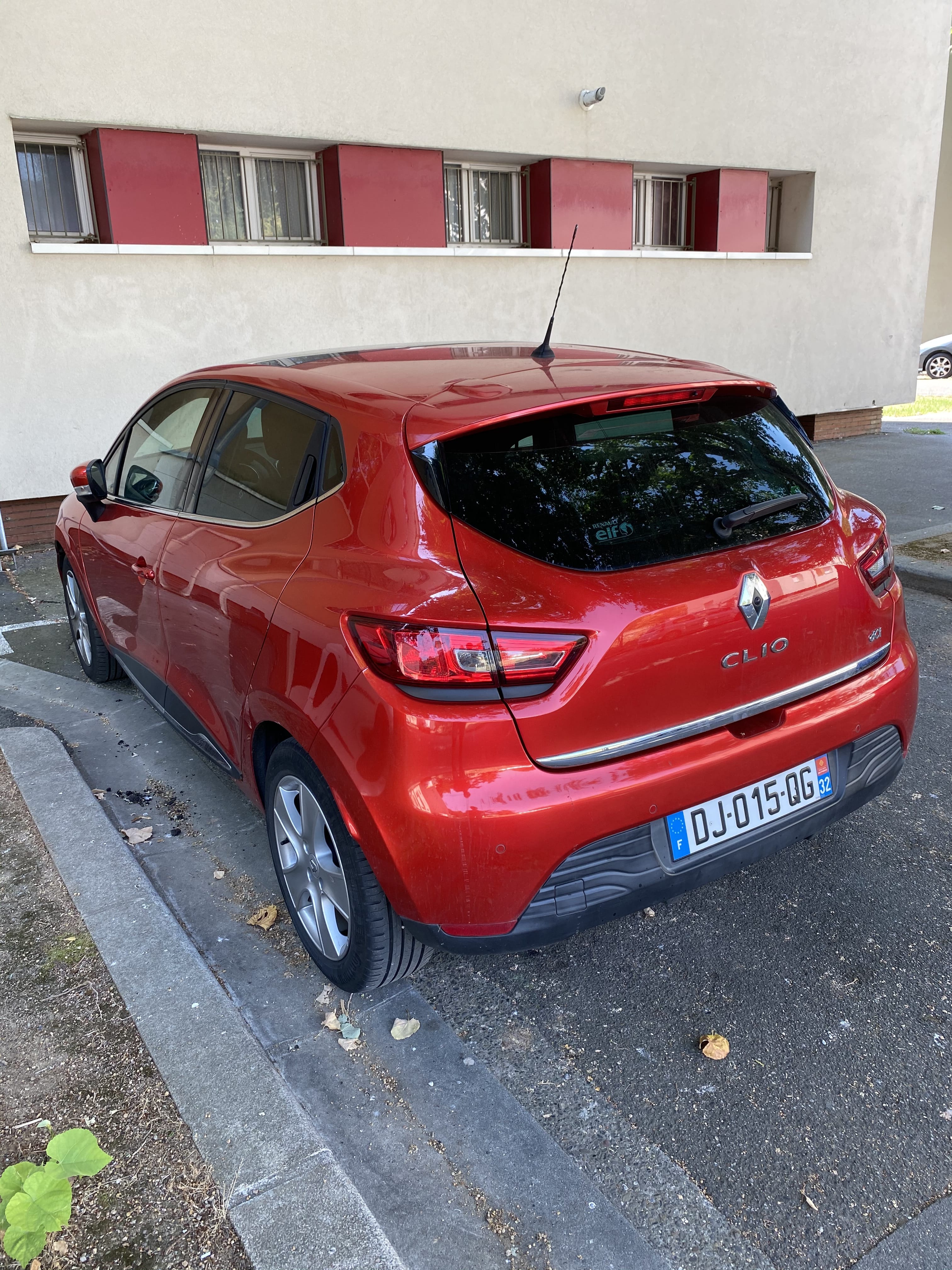 Renault Clio mit Navigationsgerät