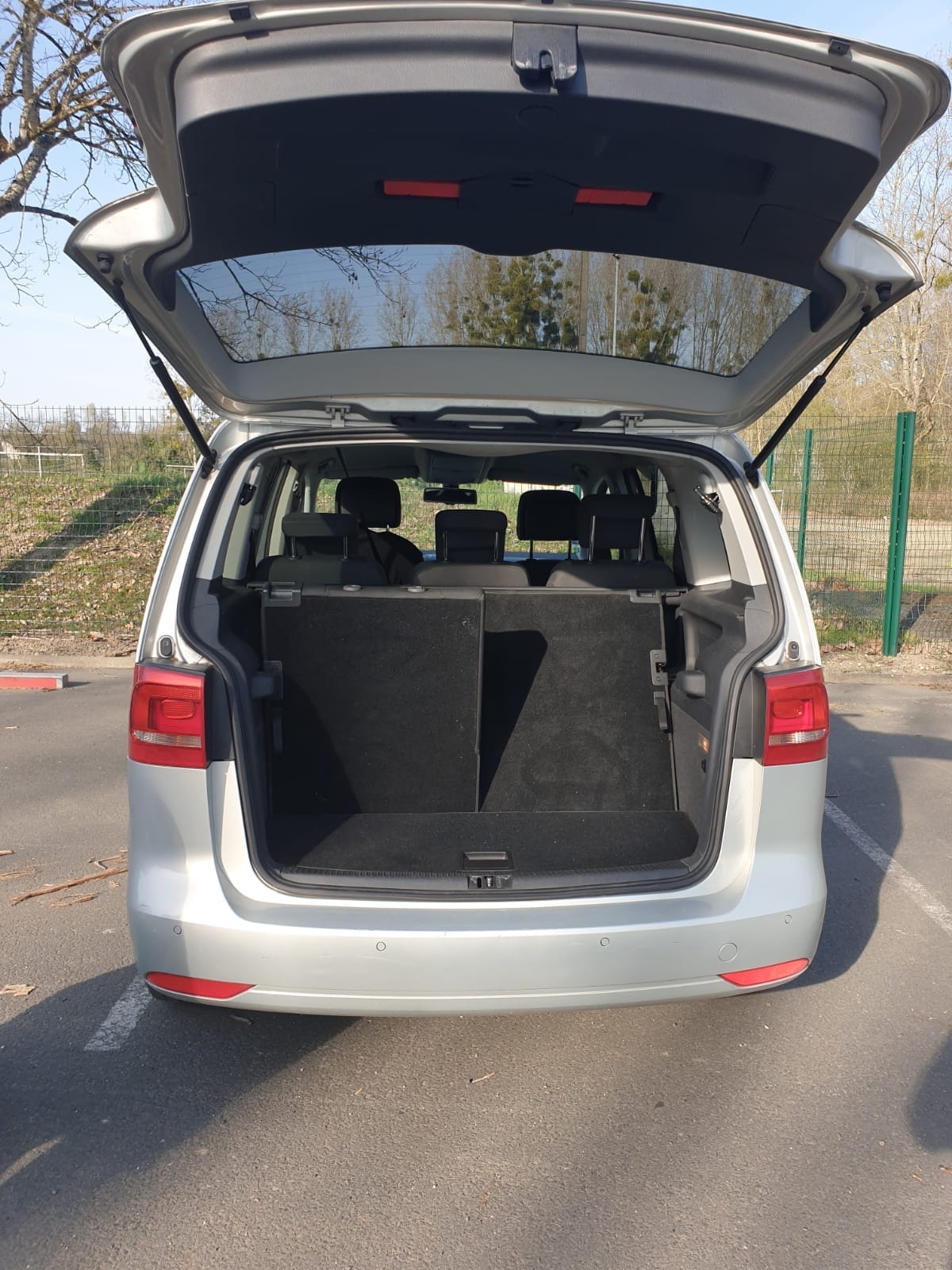 Volkswagen Touran avec Entrée audio / iPod