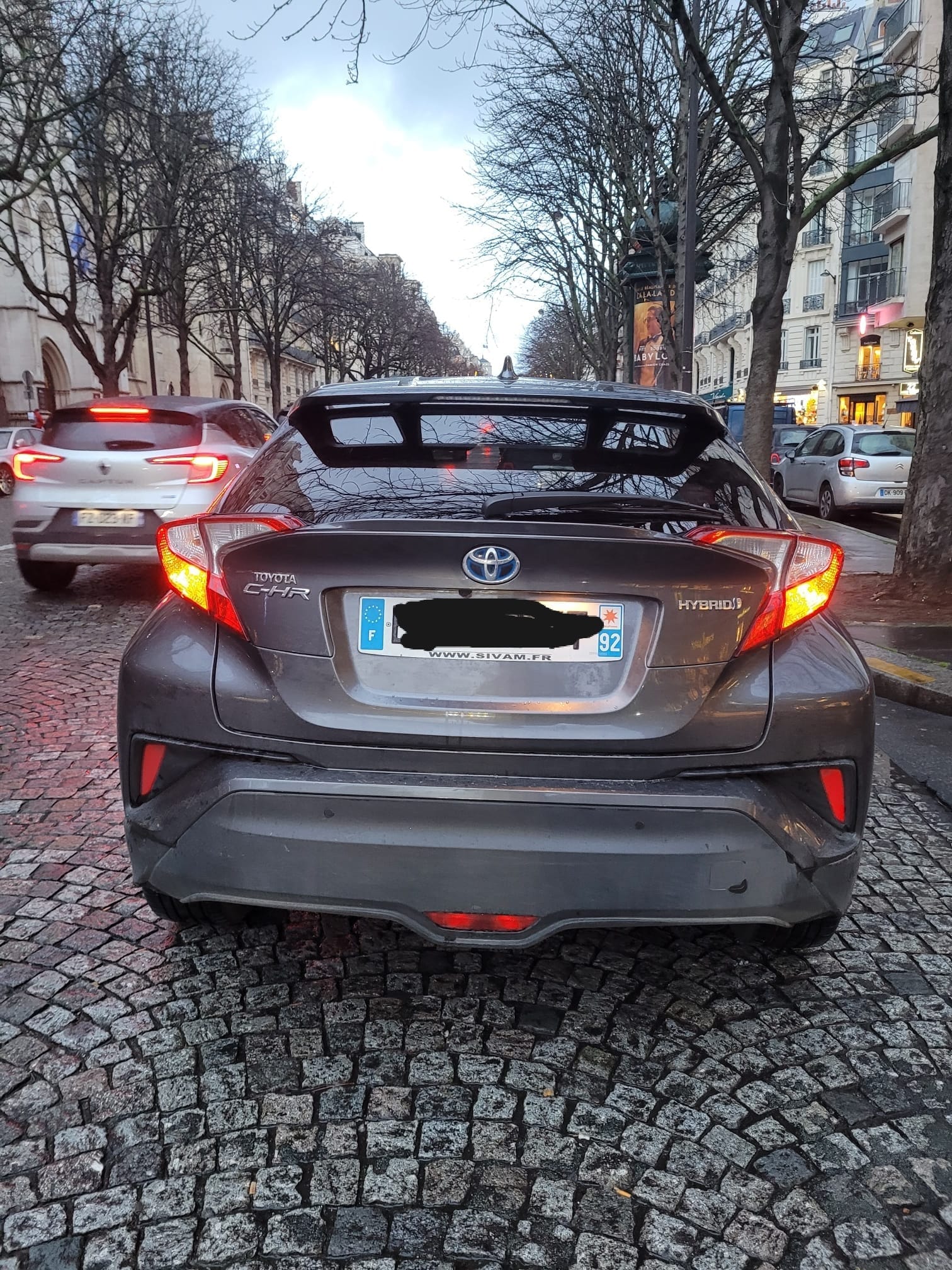 Toyota C-HR avec GPS