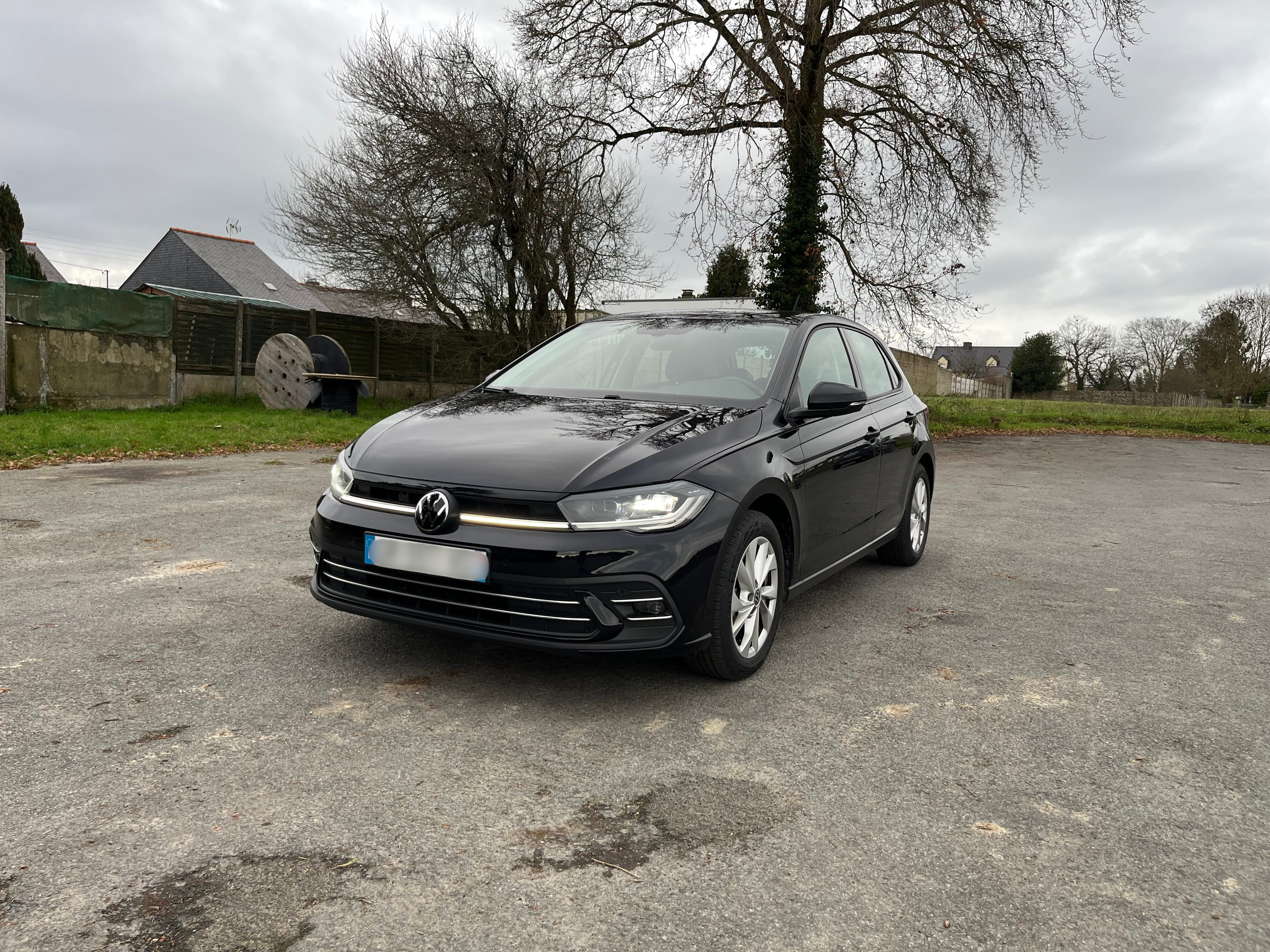 Volkswagen Polo, 2023, Essence 98